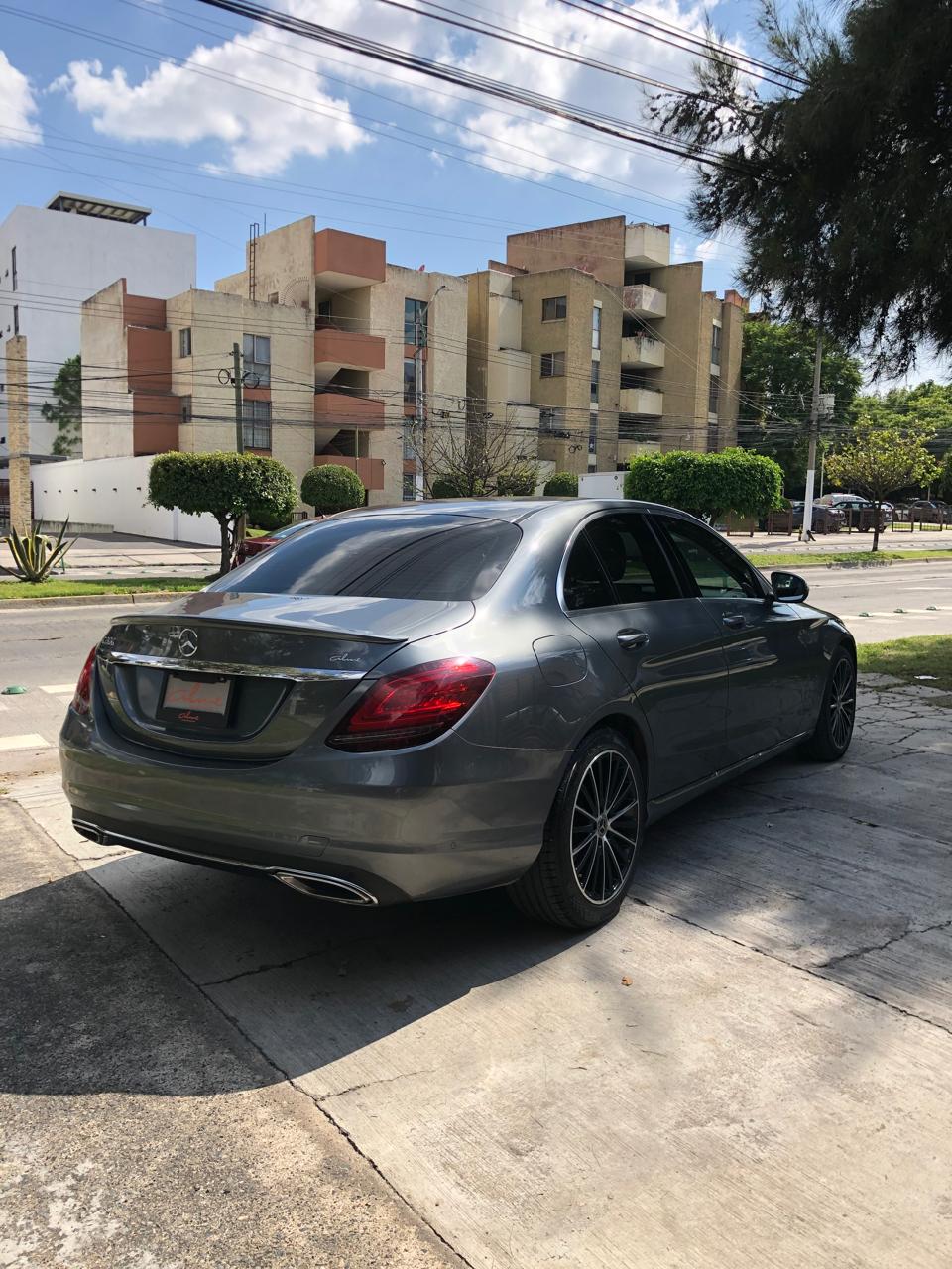 Mercedes-Benz Clase C 2019 200 SPORT Automático Gris