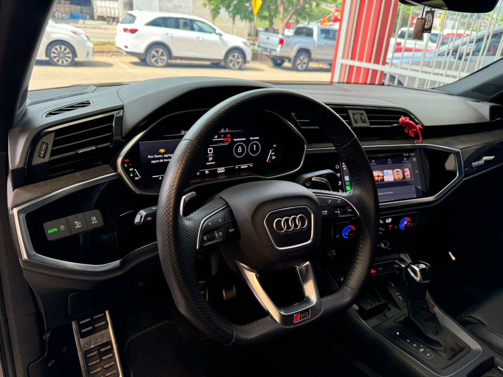 Audi RS 2021 Q3 Performance Automático Gris