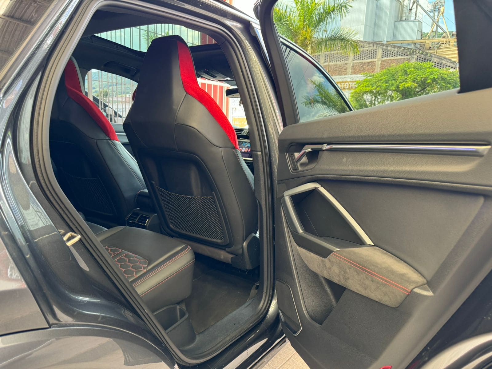 Audi RS 2021 Q3 Performance Automático Gris