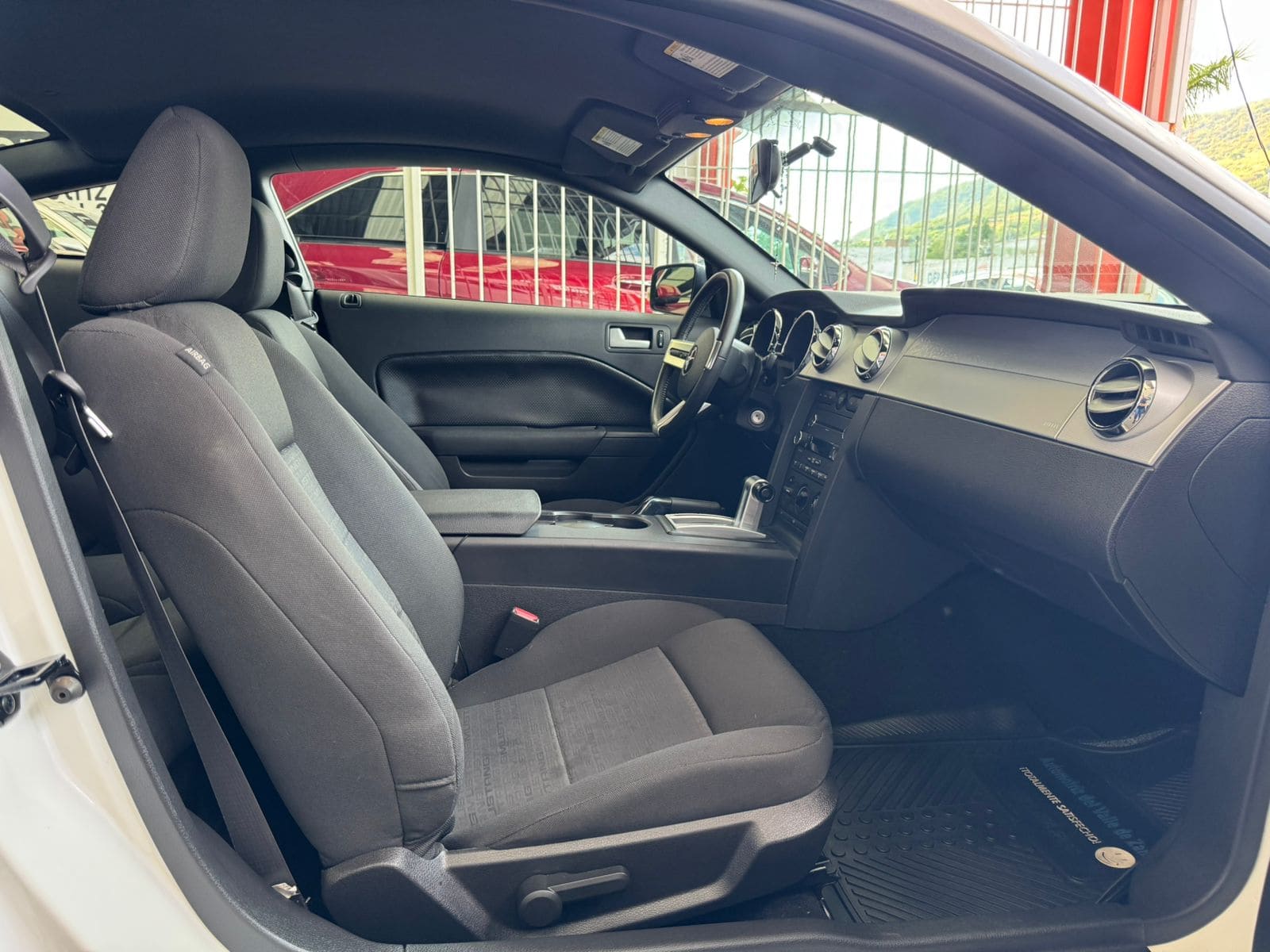 Ford Mustang 2009 Deluxe Automático Blanco
