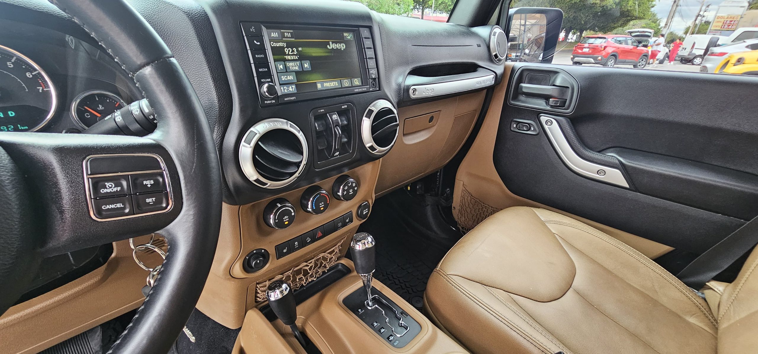 Jeep Wrangler 2015 Sahara Automático Negro