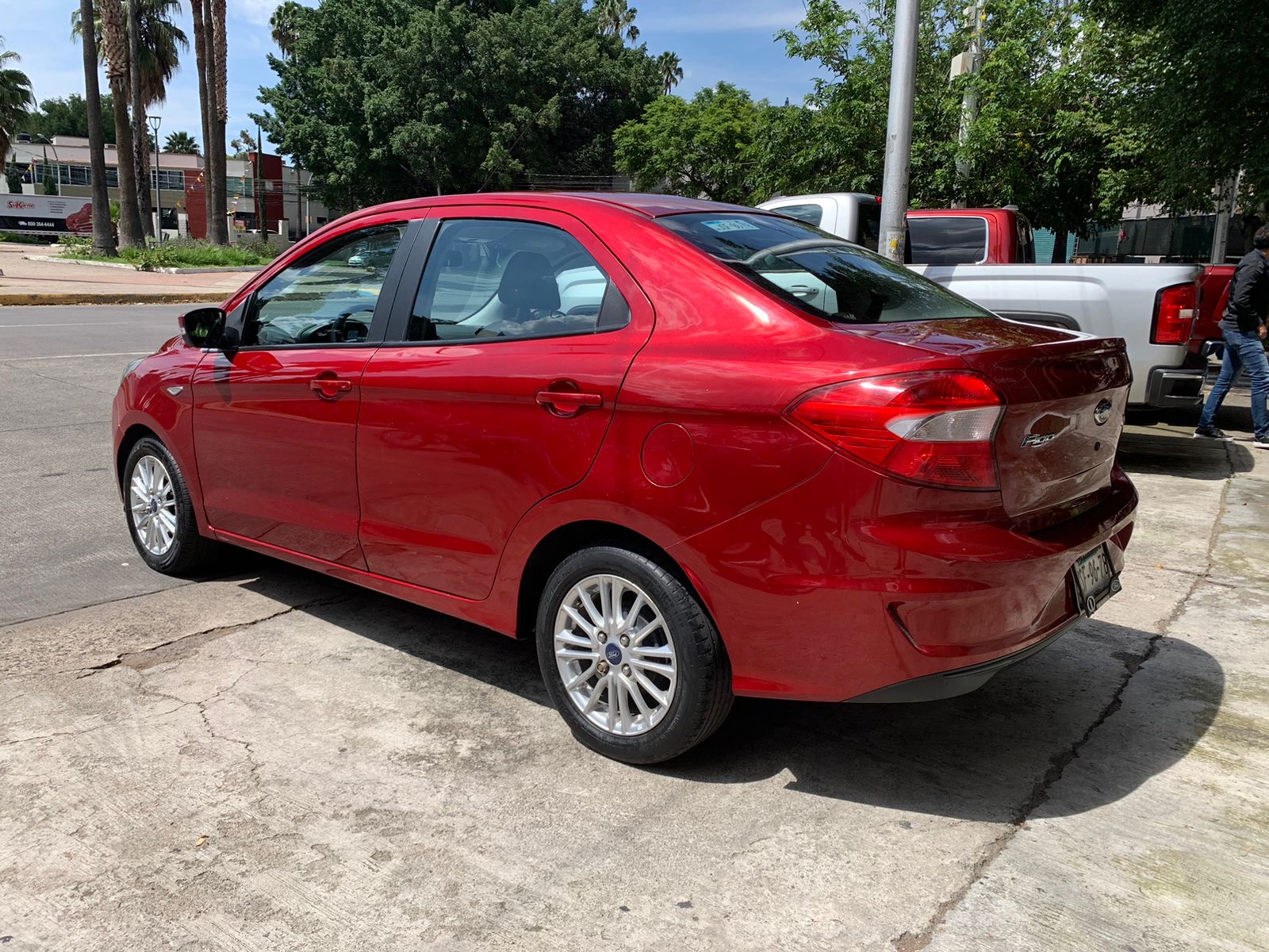 Ford Figo 2020 TITANIUM Automático Rojo