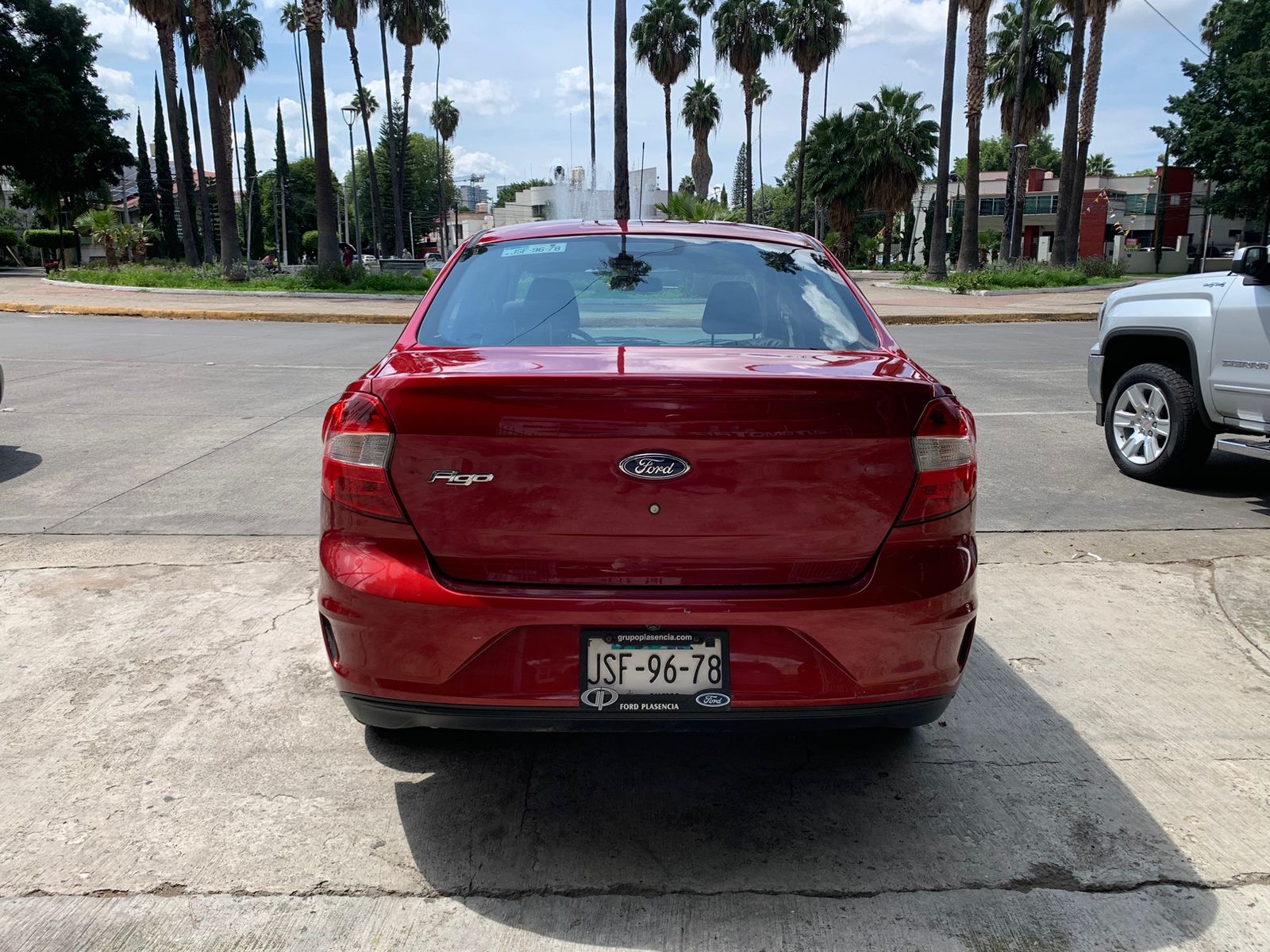 Ford Figo 2020 TITANIUM Automático Rojo