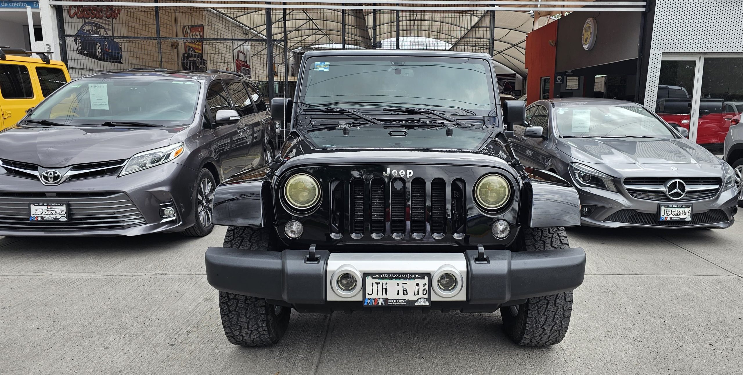 Jeep Wrangler 2015 Sahara Automático Negro