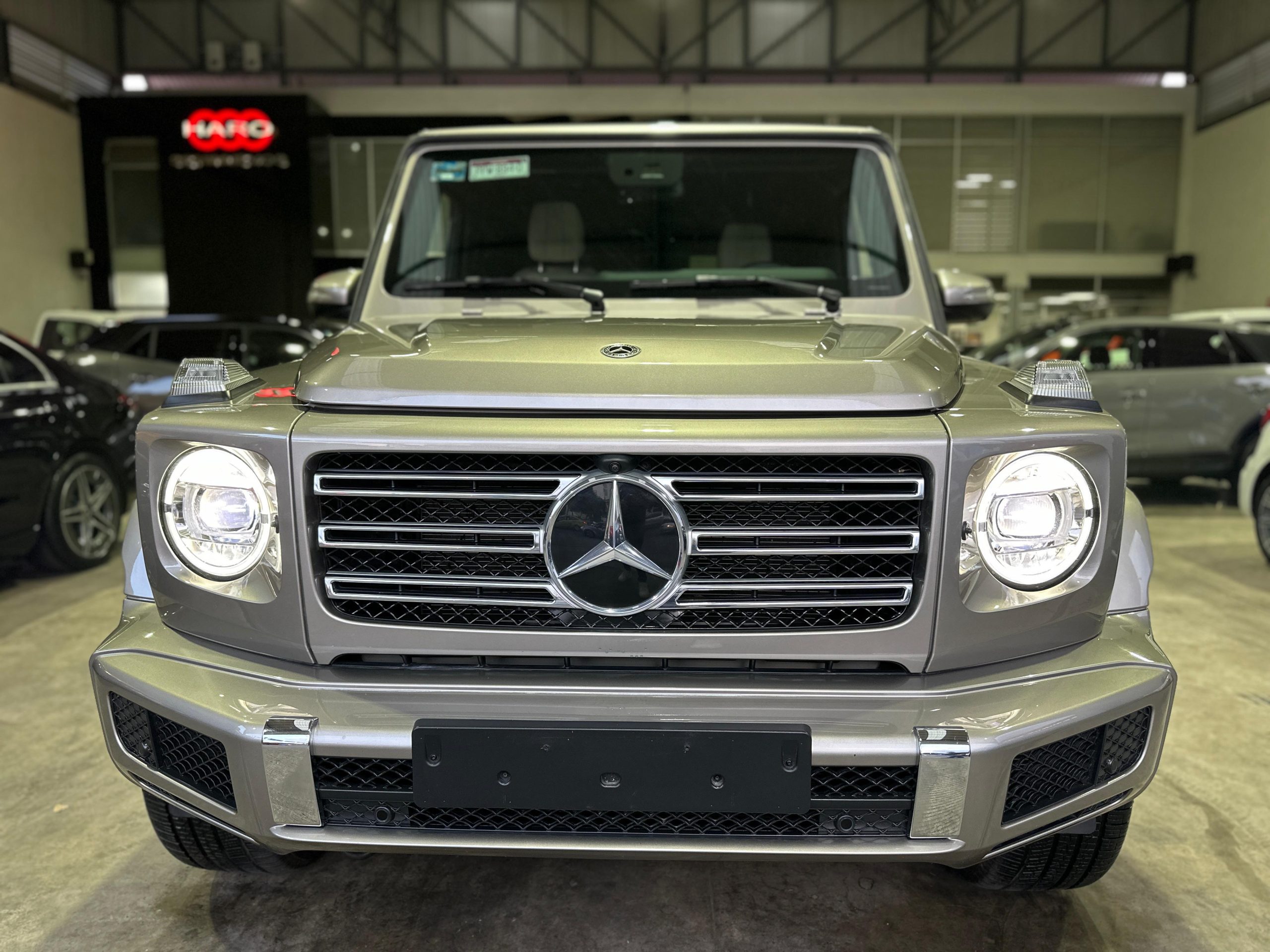 Mercedes-Benz Clase G 2023 G-500 V8 BITURBO Automático Champag