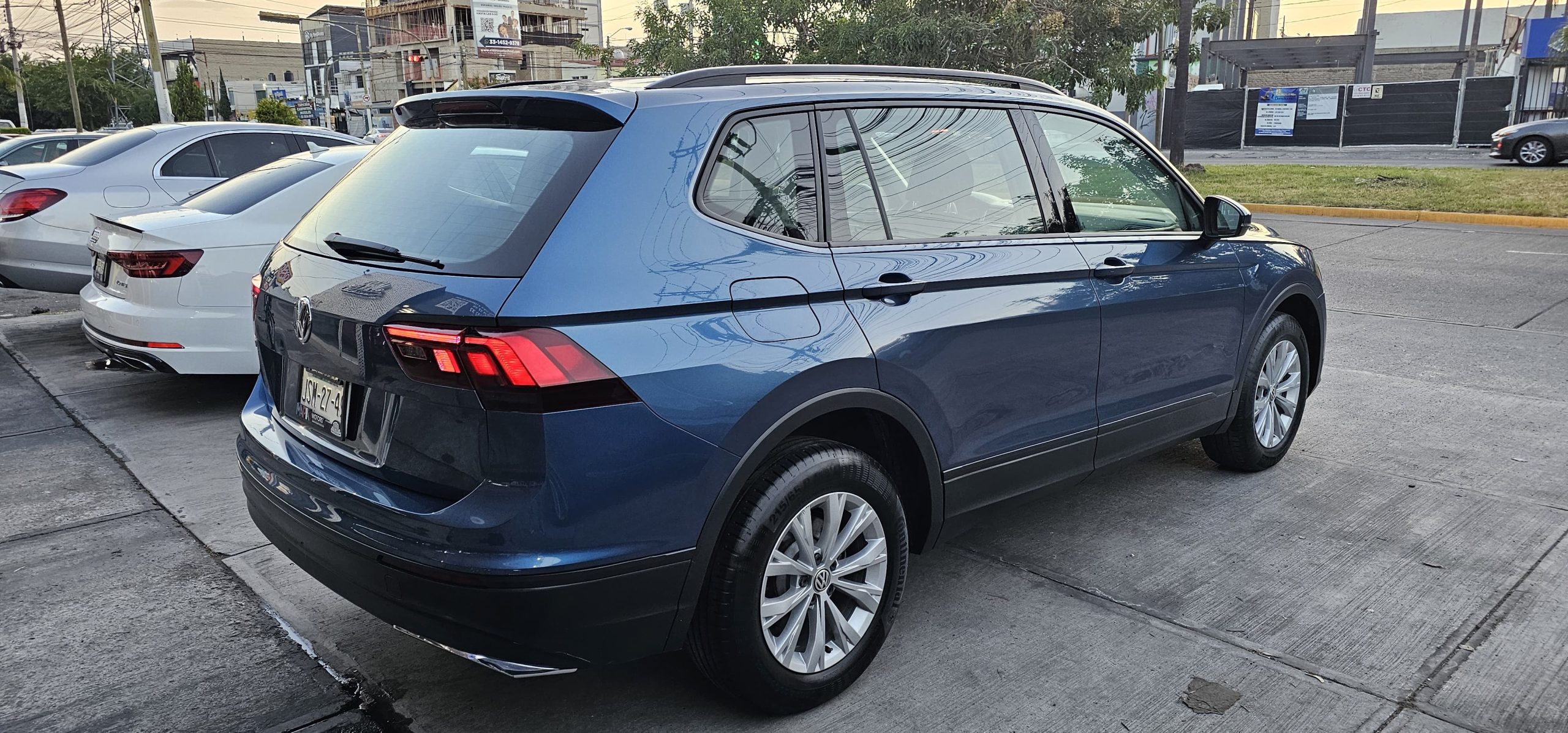 Volkswagen Tiguan 2020 Trendline Automático Azul
