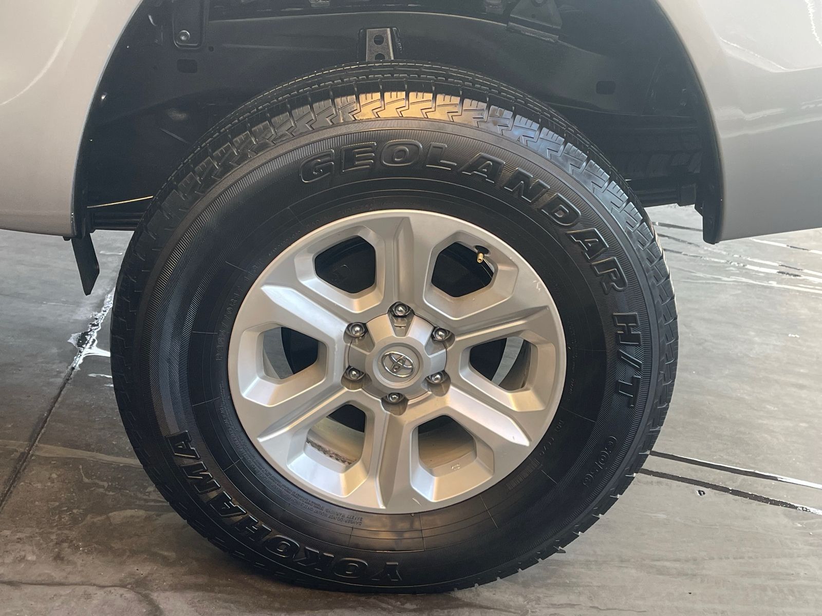 Toyota Hilux 2020 Doble Cabina Manual Plata