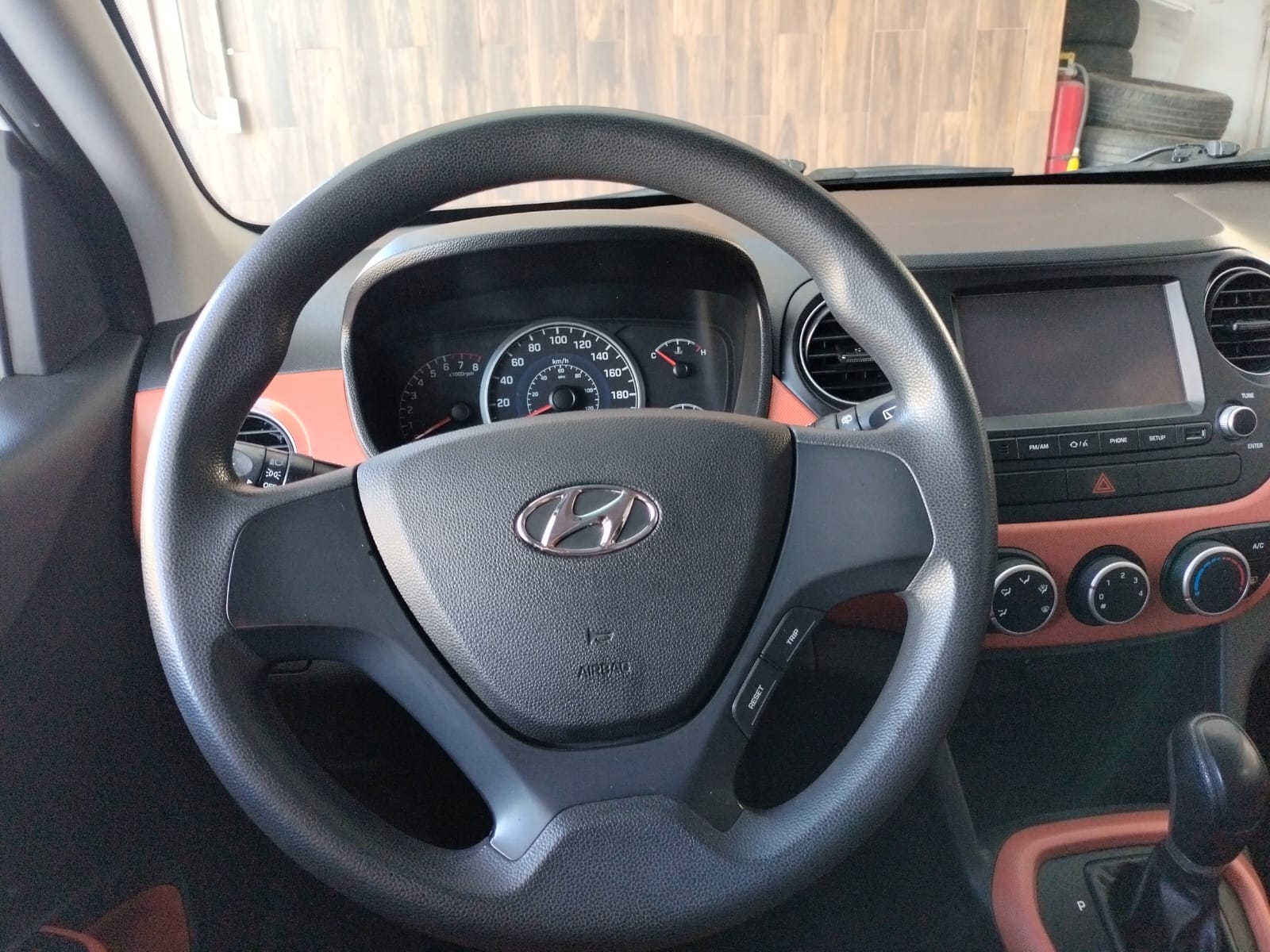 Hyundai i10 2019 Gls Automático Blanco
