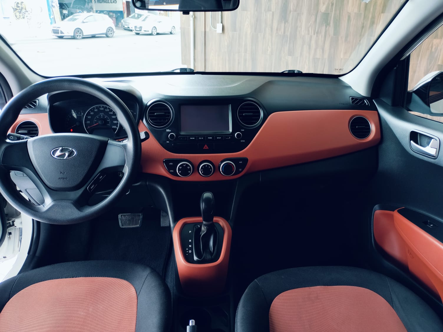 Hyundai i10 2019 Gls Automático Blanco