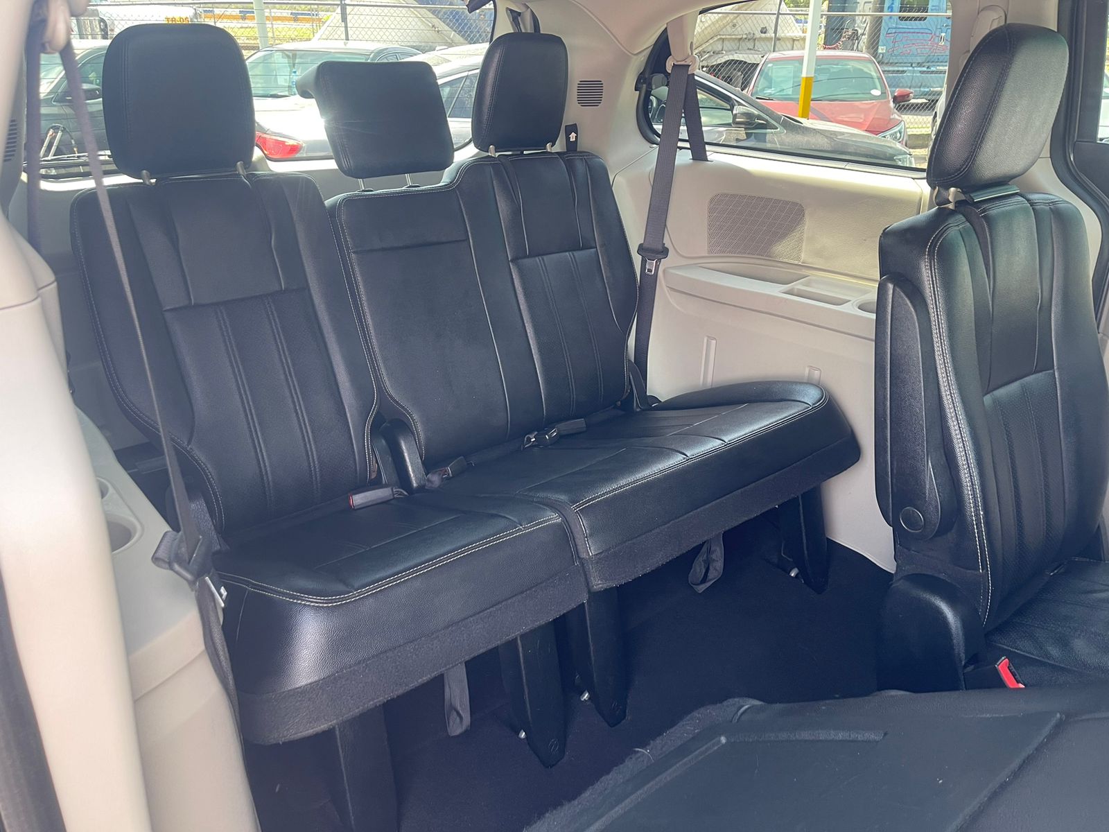 Dodge Grand Caravan 2018 SXT PLUS Automático Gris