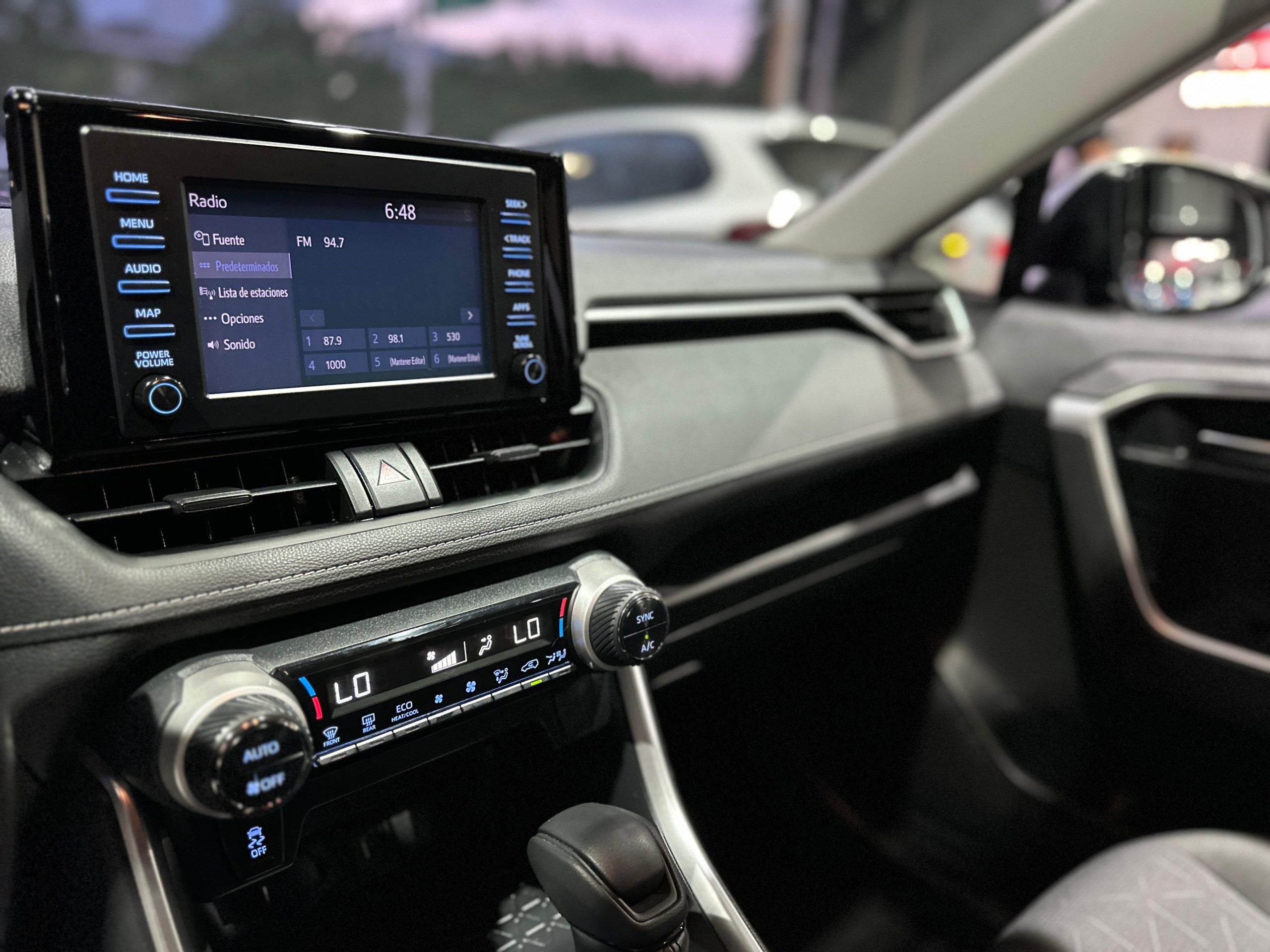 Toyota Rav4 2020 XLE 4x4 Automático Plata