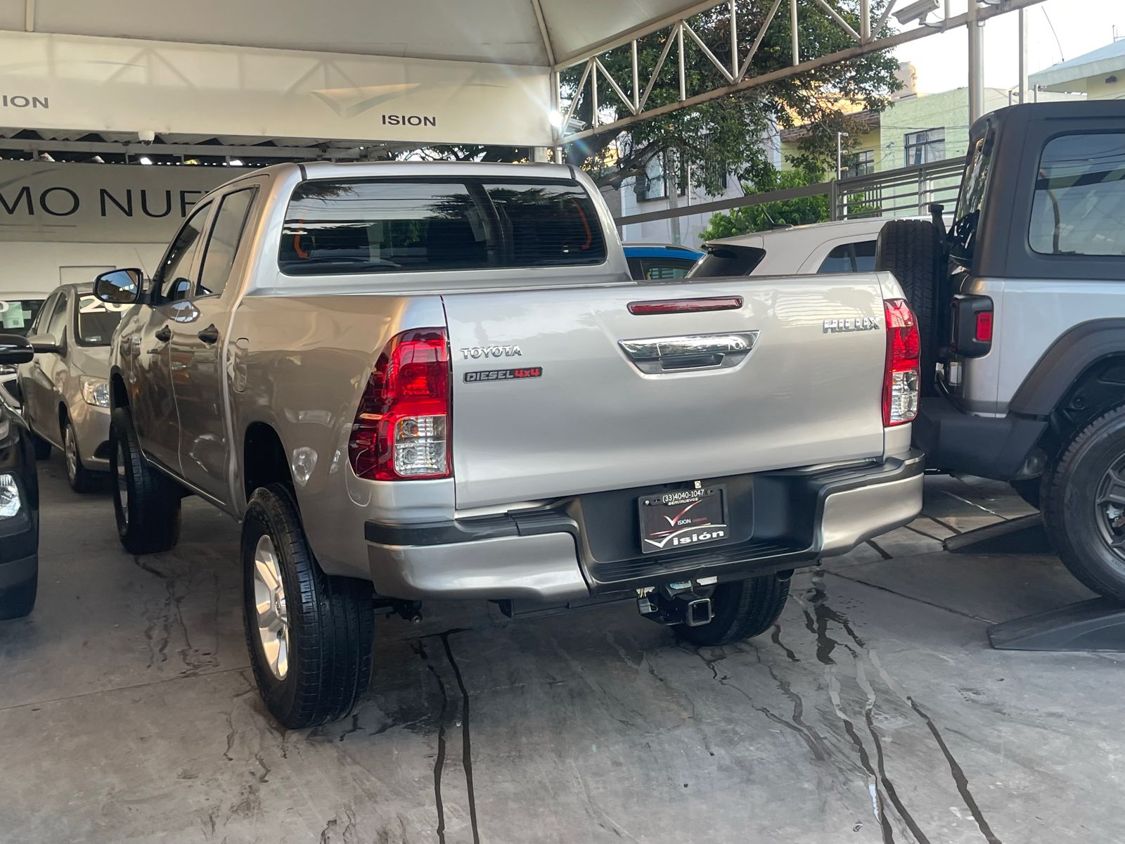 Toyota Hilux 2020 Doble Cabina Manual Plata