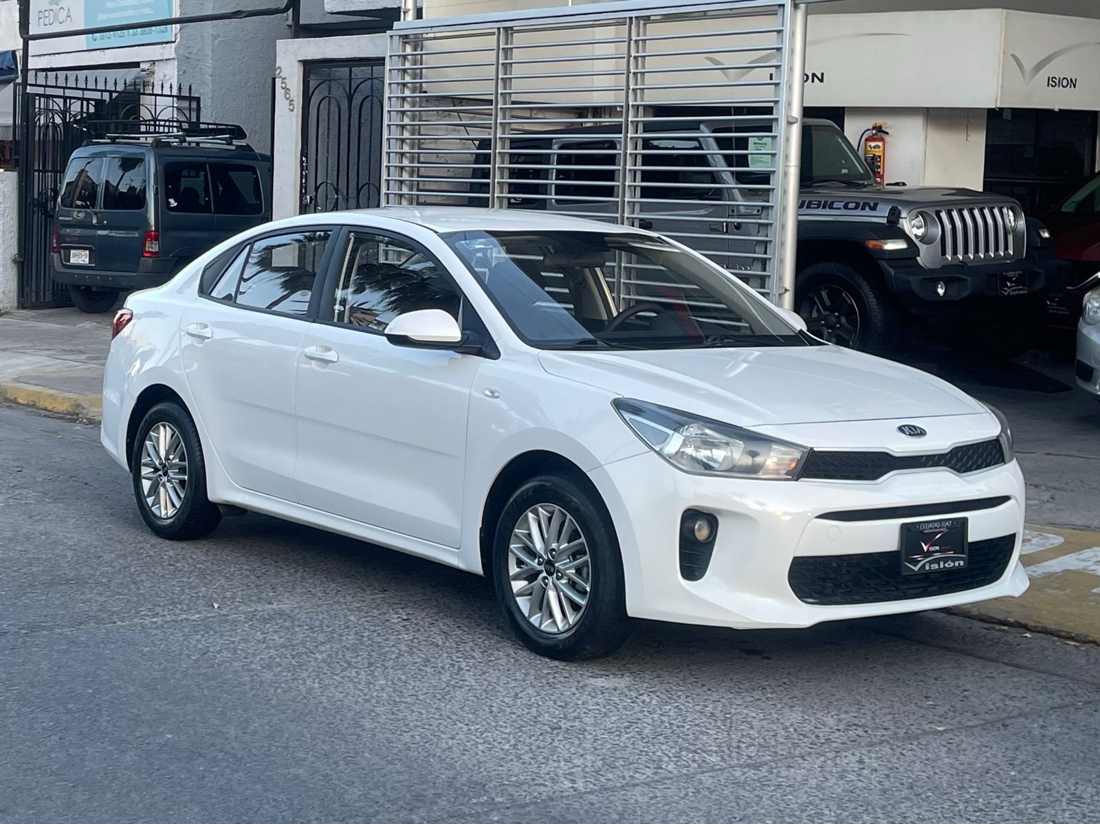 Kia Rio 2018 LX Automático Blanco