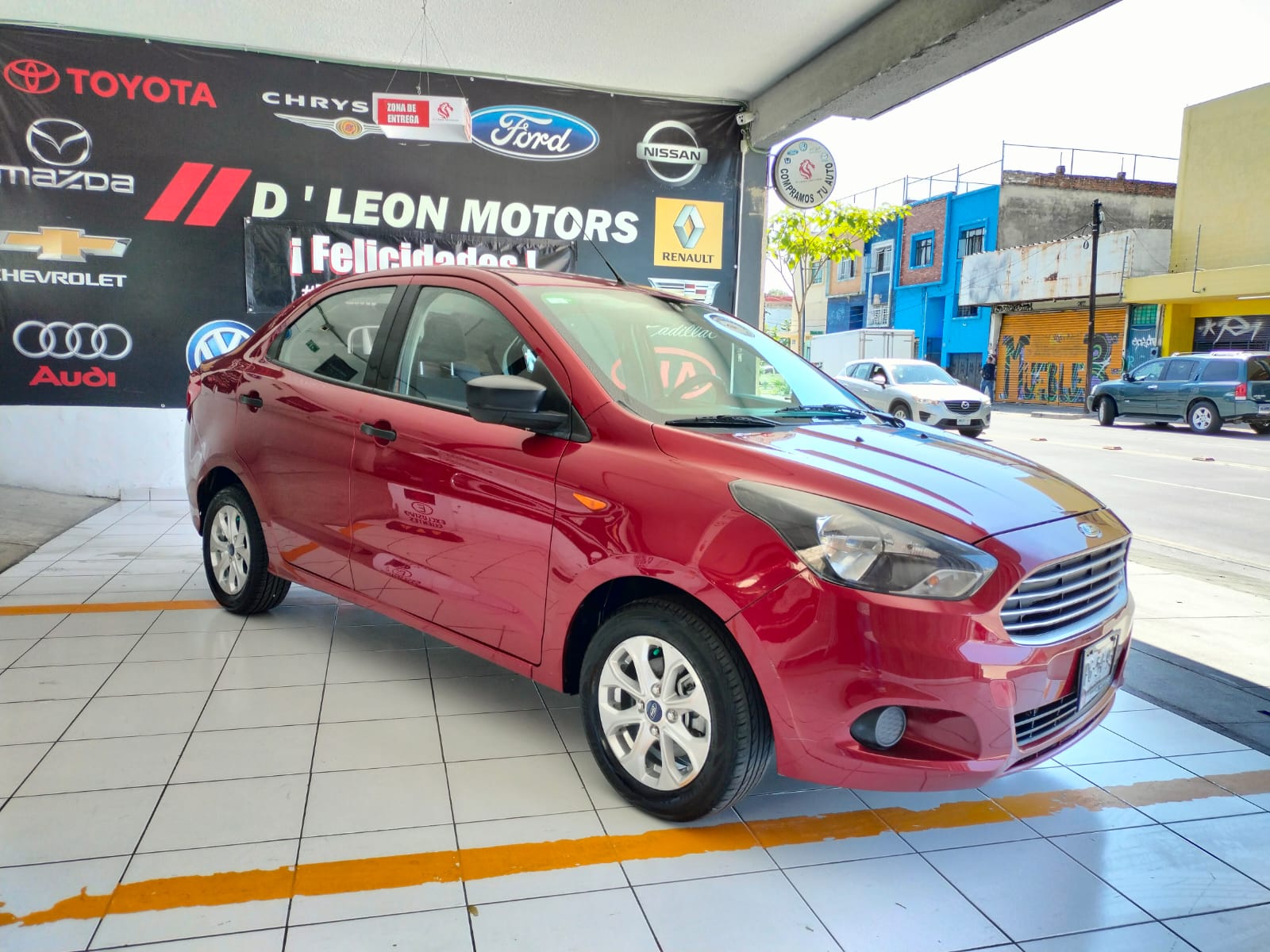 Ford Figo 2017 ENERGY Automático Rojo