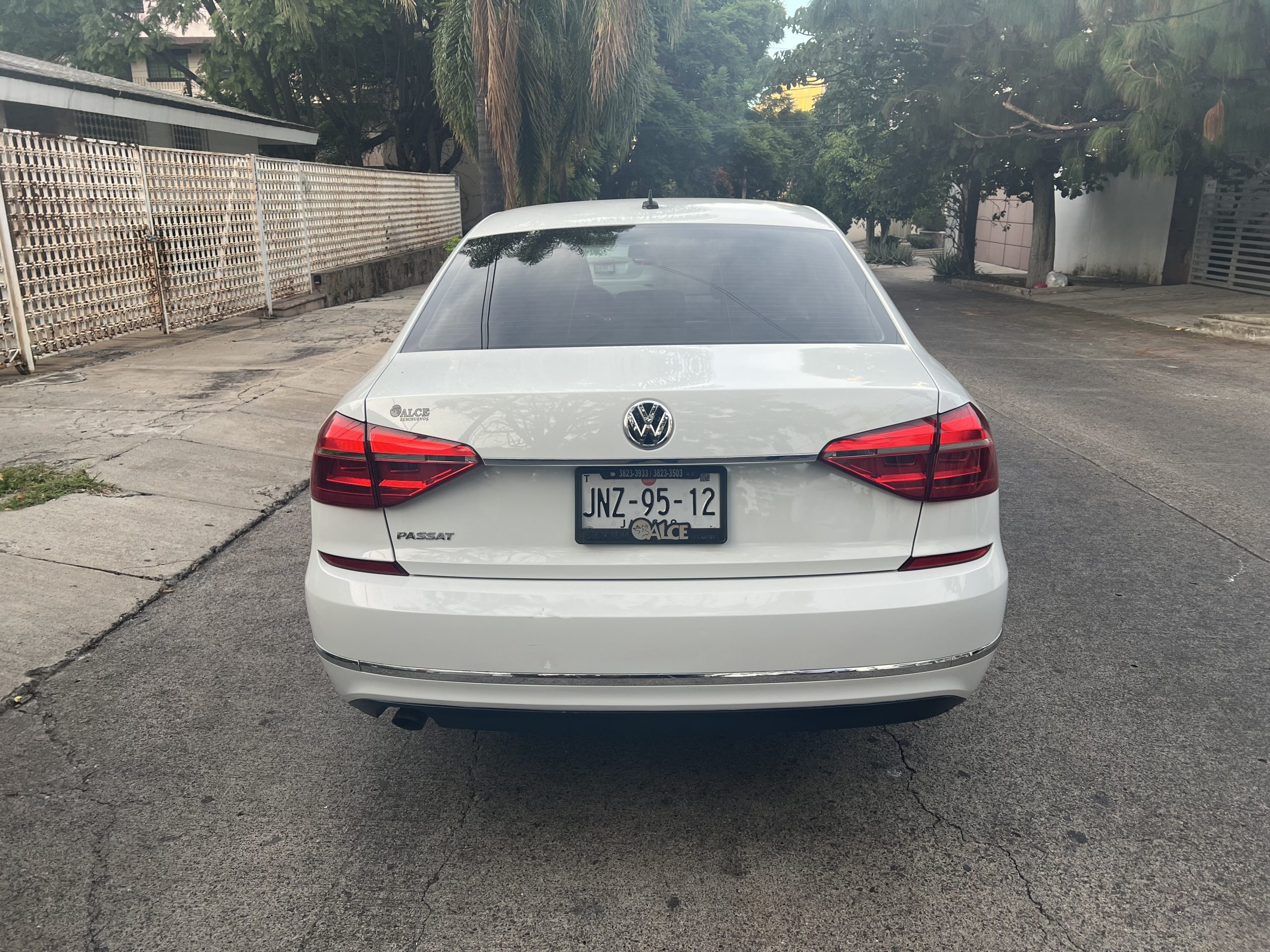 Volkswagen Passat 2016 Comfortline Automático Blanco