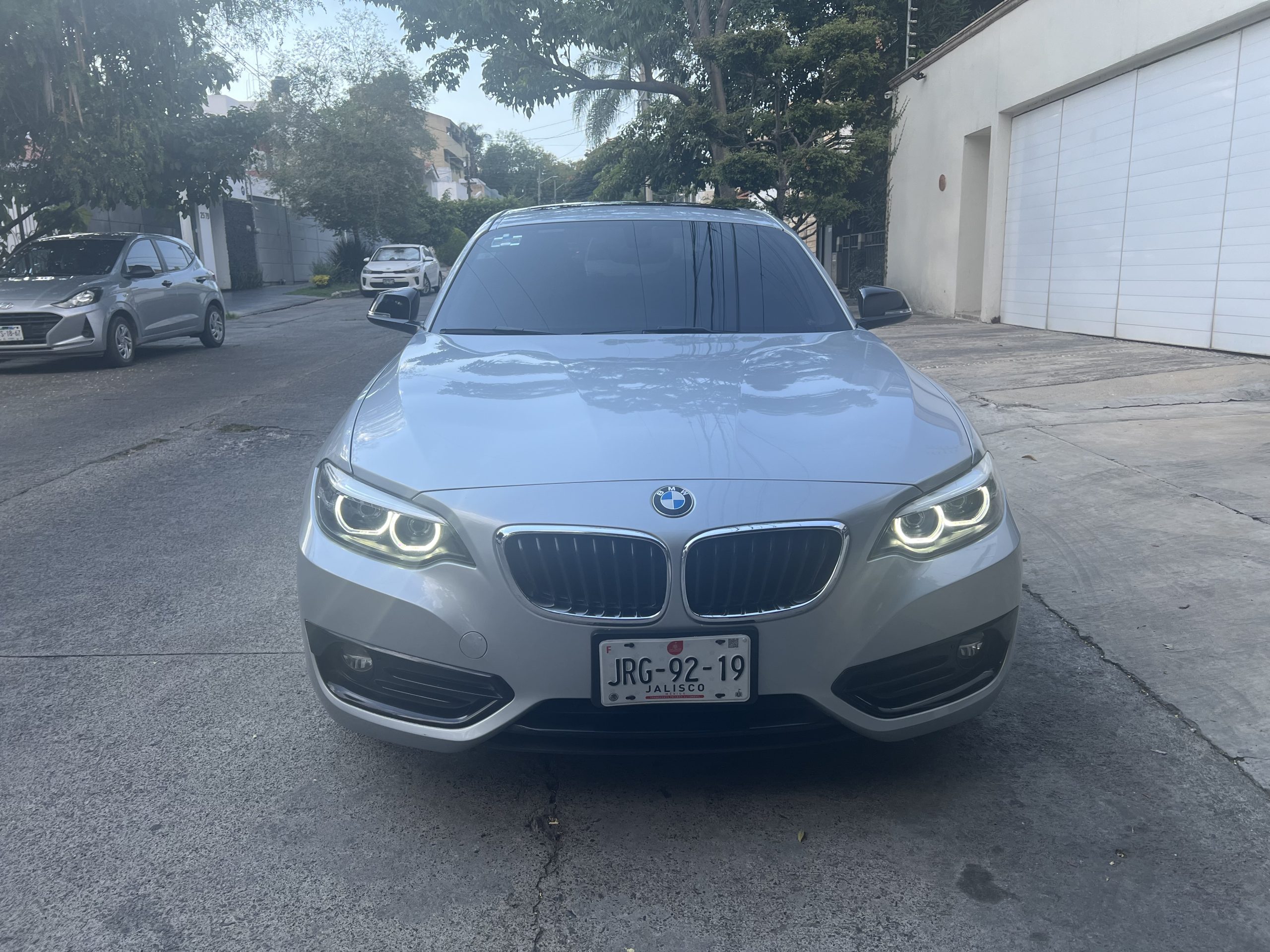 BMW Serie 2 2019 220 SportLine Automático Plata
