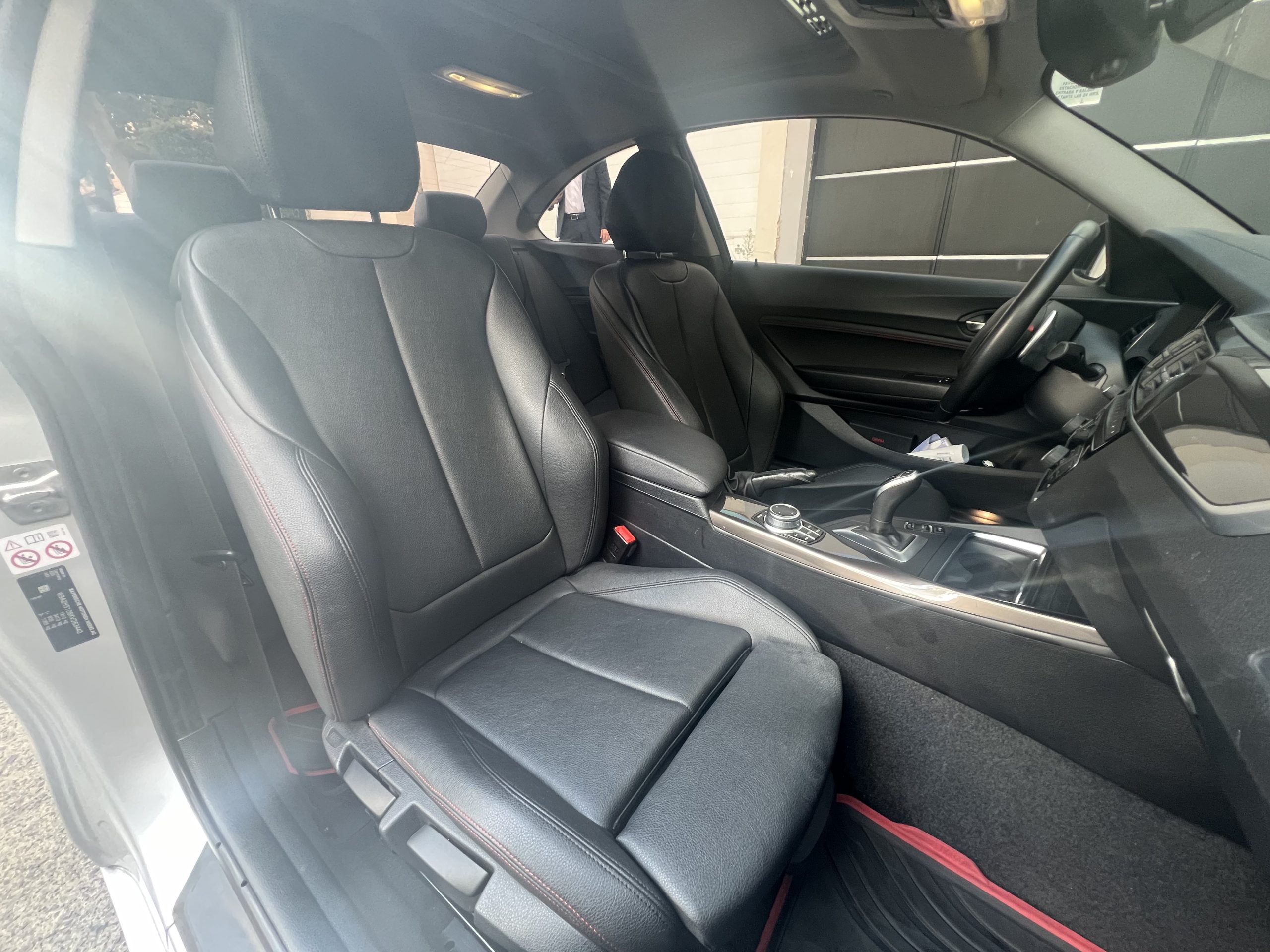 BMW Serie 2 2019 220 SportLine Automático Plata