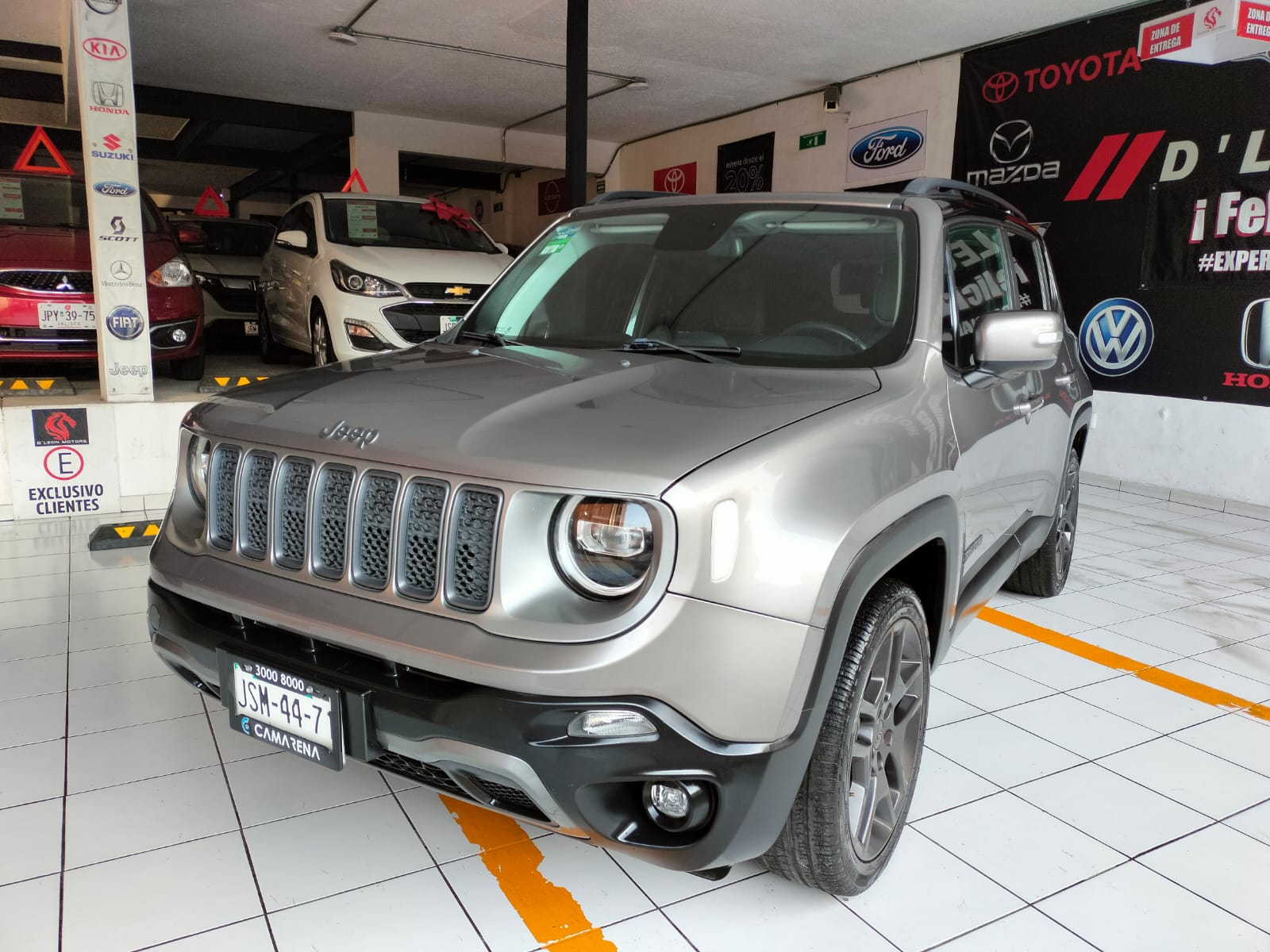 Jeep Renegade 2021 LIMITED Automático Gris