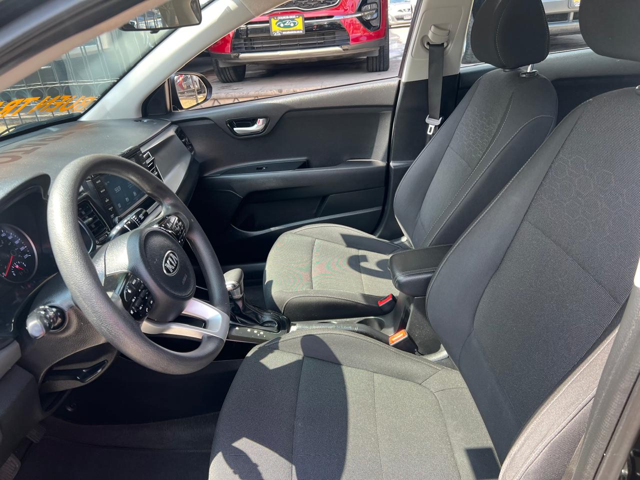 Kia Rio 2019 EX Automático Negro