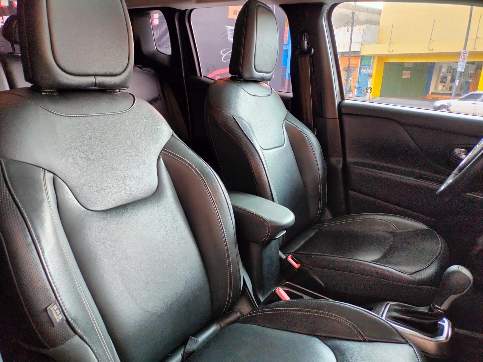 Jeep Renegade 2021 LIMITED Automático Gris