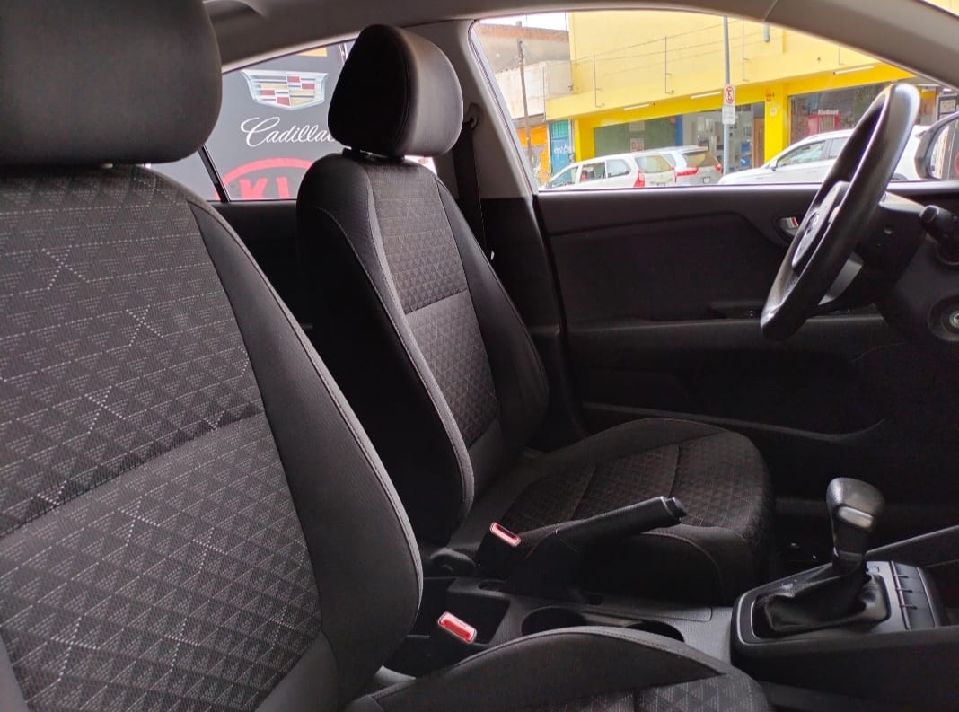 Kia Rio 2020 L Automático Plata