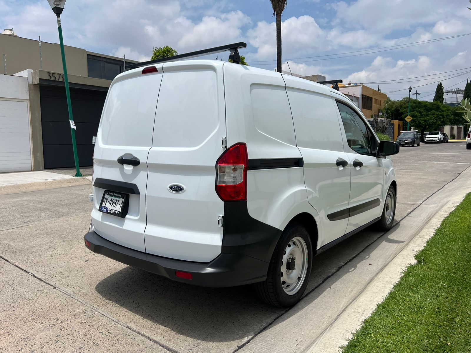 Ford Transit 2023 COURIER MANUAL Manual Blanco