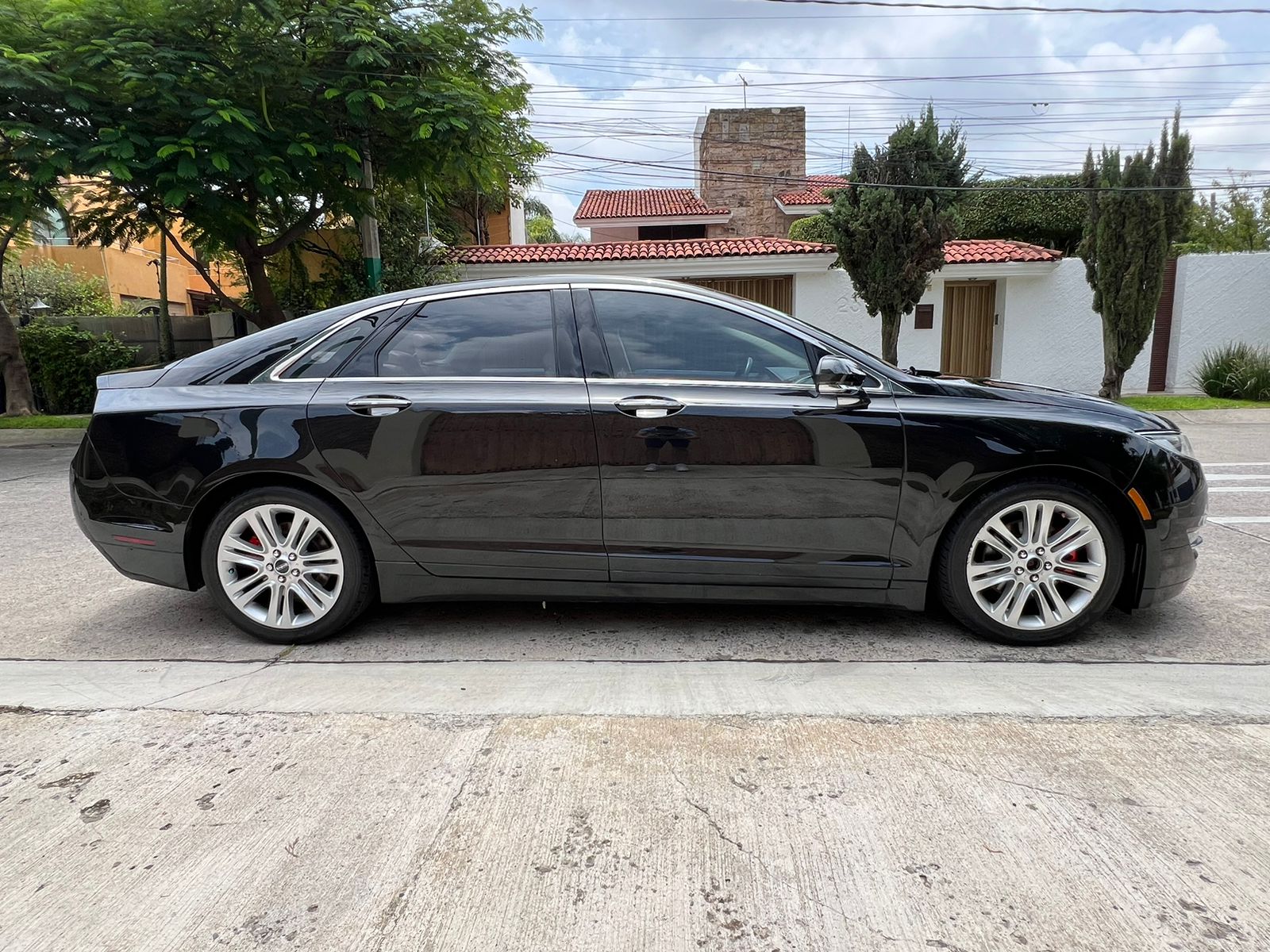 Lincoln MKZ 2013 HIGH AUT Automático Negro