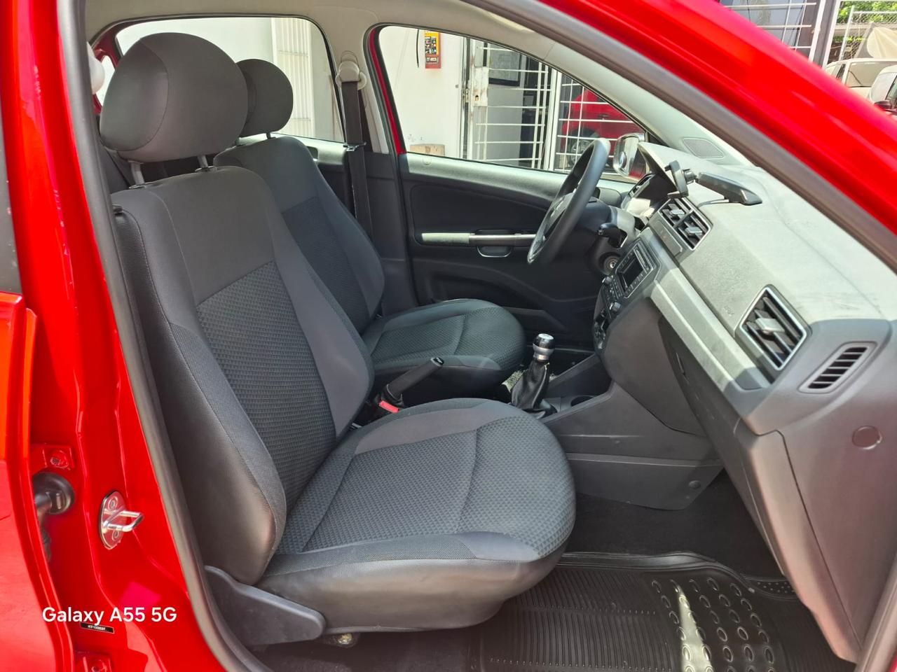 Volkswagen Gol 2019 trendile Manual Rojo