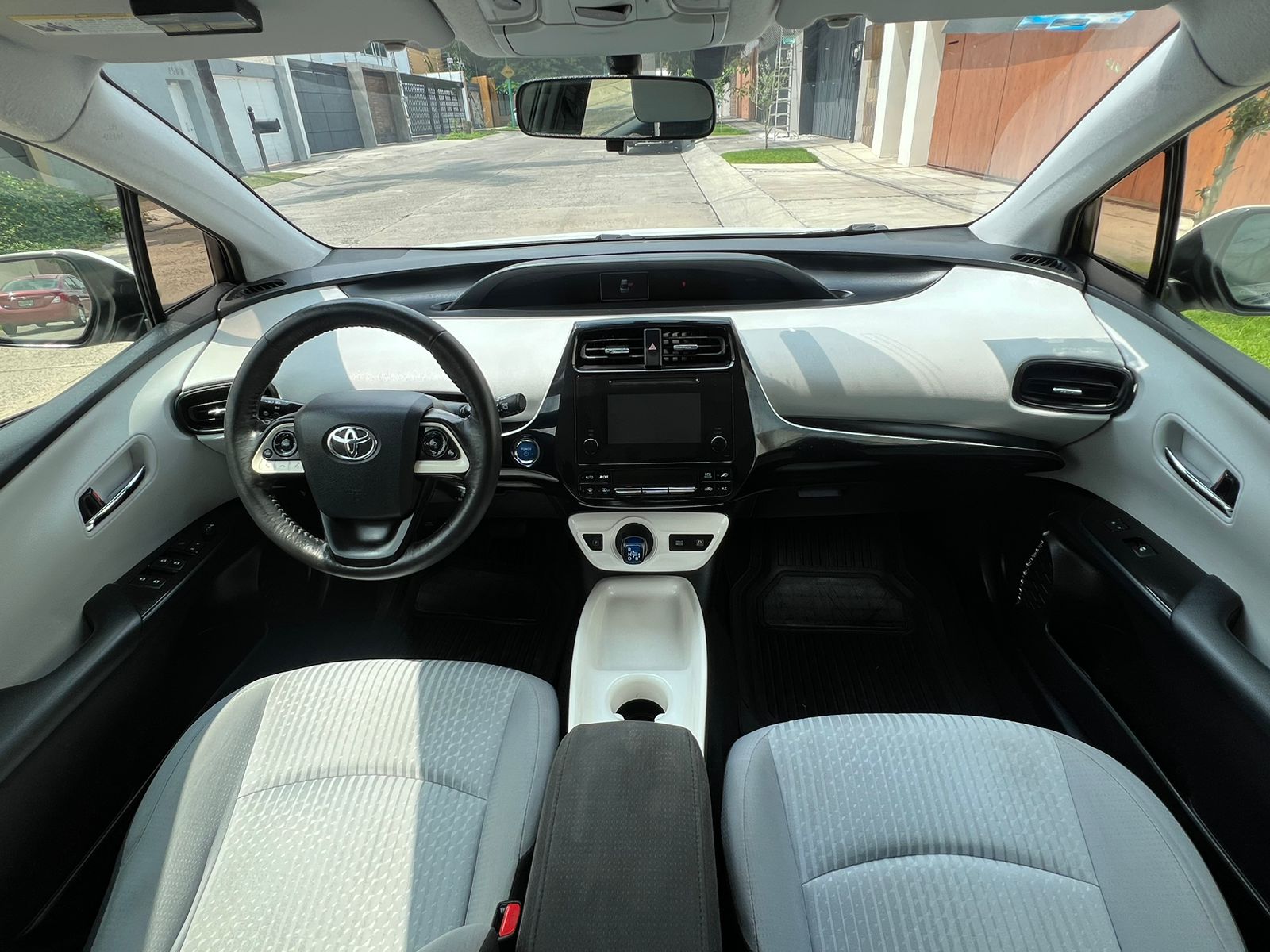 Toyota Prius 2016 BASE HIBRIDO AUT Automático Blanco