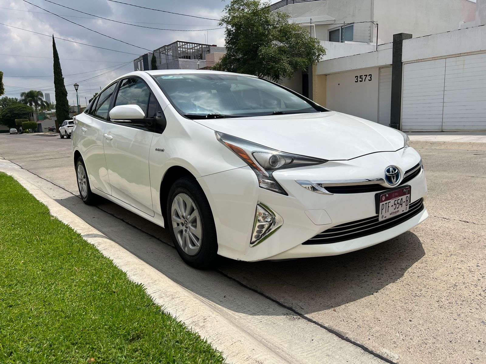Toyota Prius 2016 BASE HIBRIDO AUT Automático Blanco