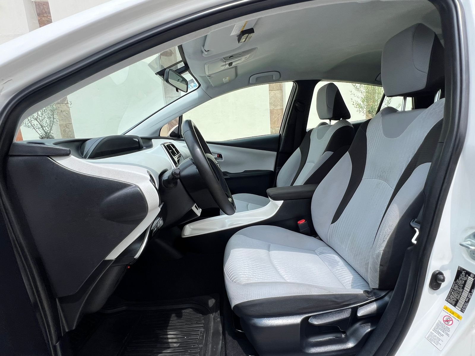 Toyota Prius 2016 BASE HIBRIDO AUT Automático Blanco