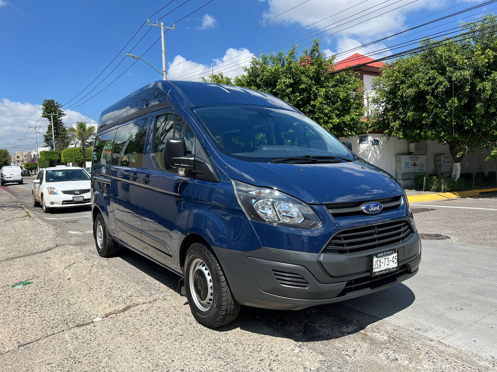 Ford Transit 2017 CUSTOM 9 PAS LARGA DIESEL TM Manual Azul