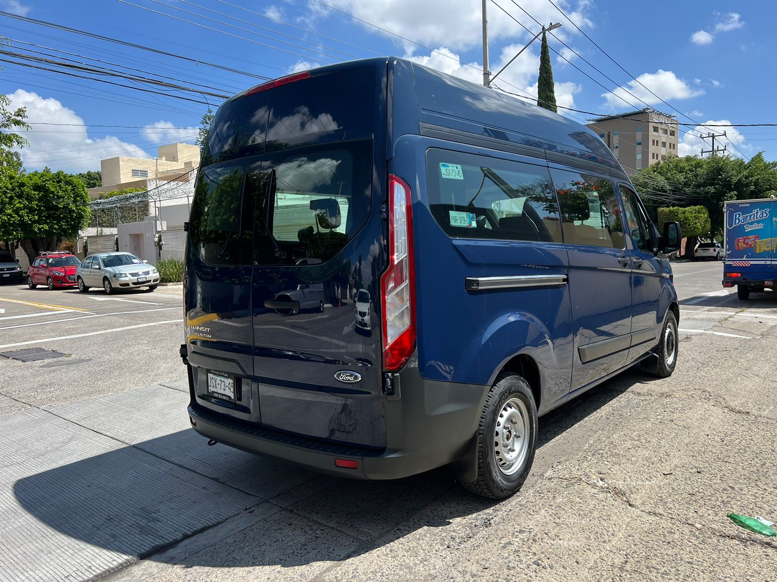 Ford Transit 2017 CUSTOM 9 PAS LARGA DIESEL TM Manual Azul