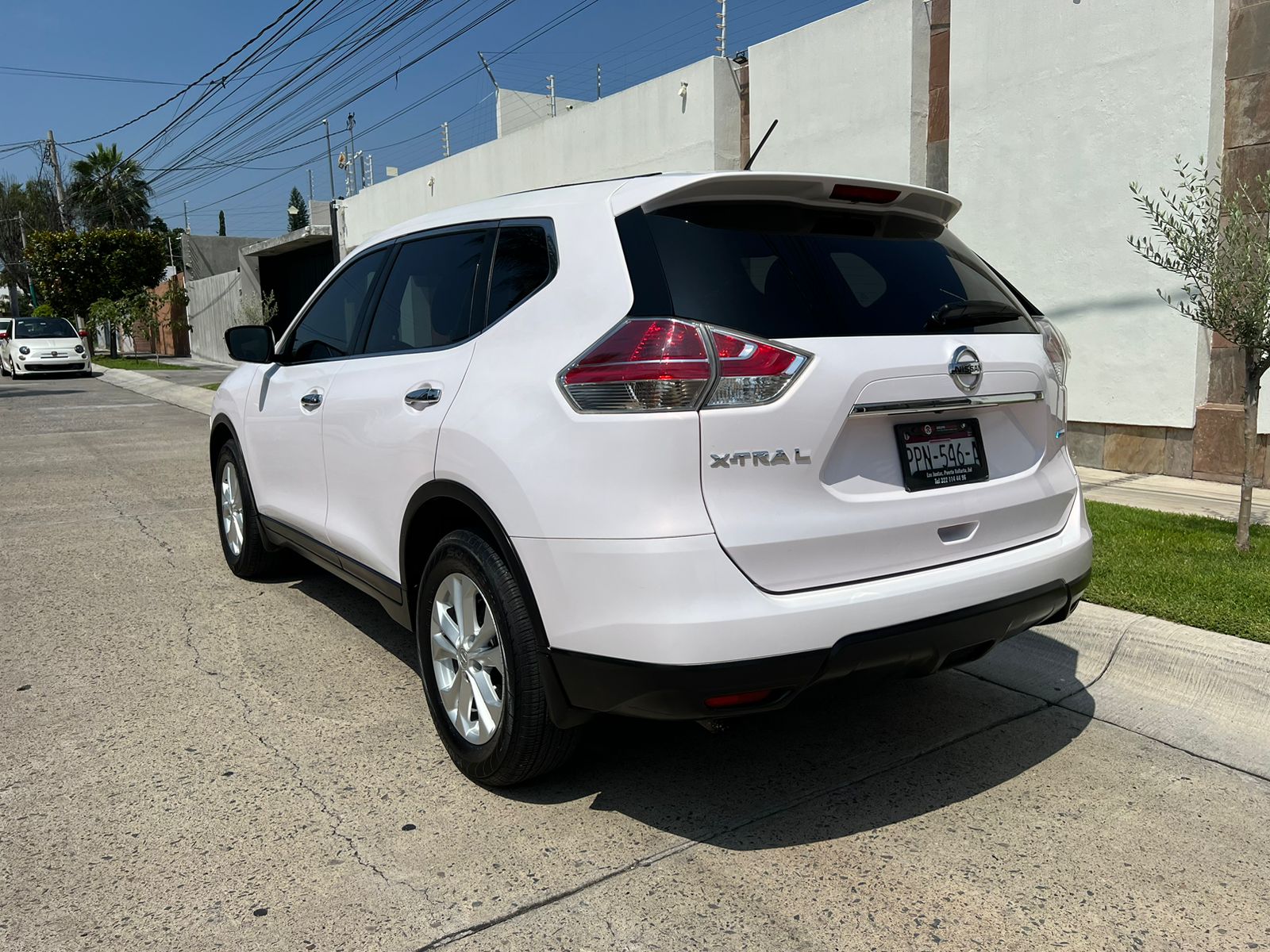 Nissan X-Trail 2017 SENSE AUT Automático Blanco