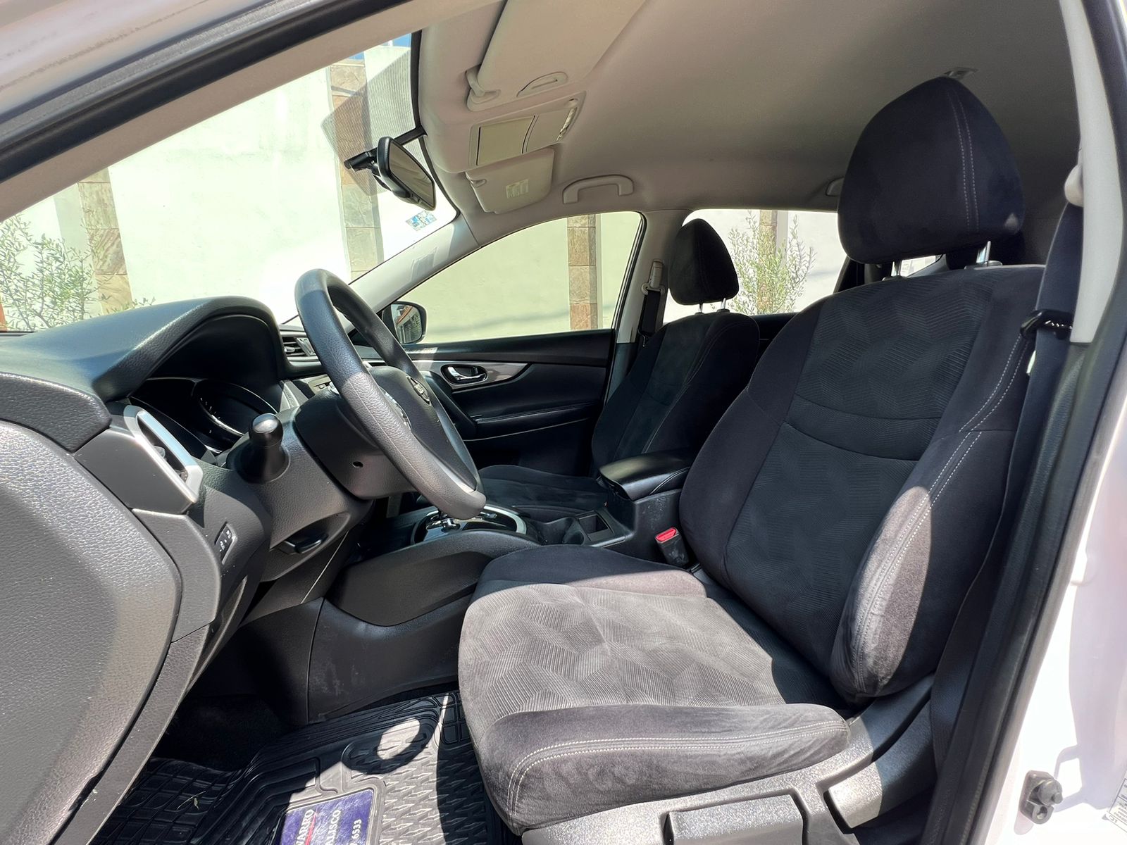Nissan X-Trail 2017 SENSE AUT Automático Blanco