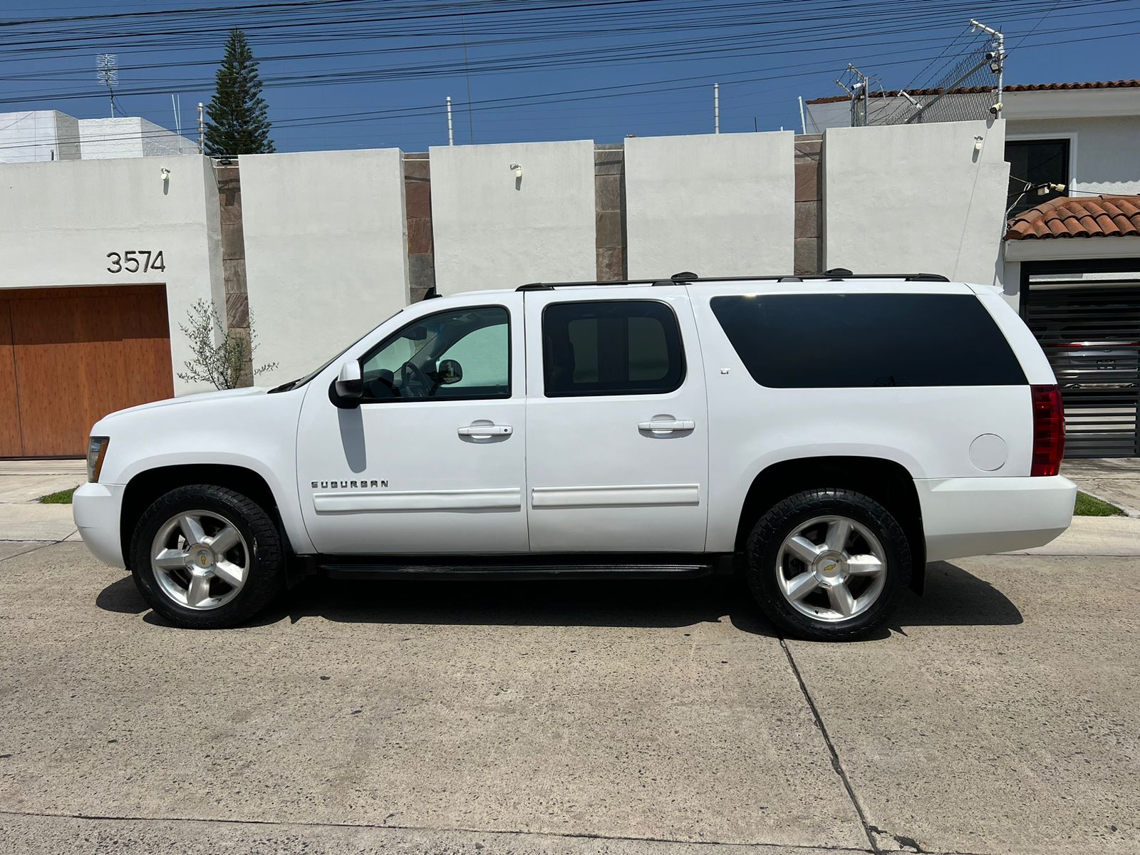 Chevrolet Suburban 2014 LT 4X2 Automático Blanco