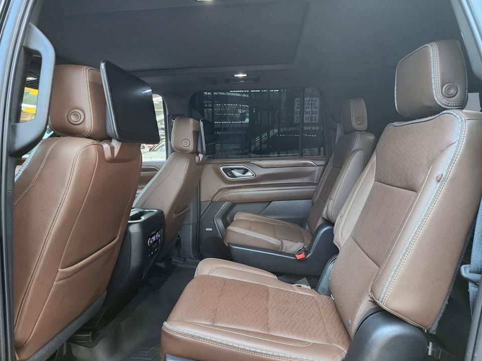 Chevrolet Suburban 2022 High Country 4x4 Automático Negro
