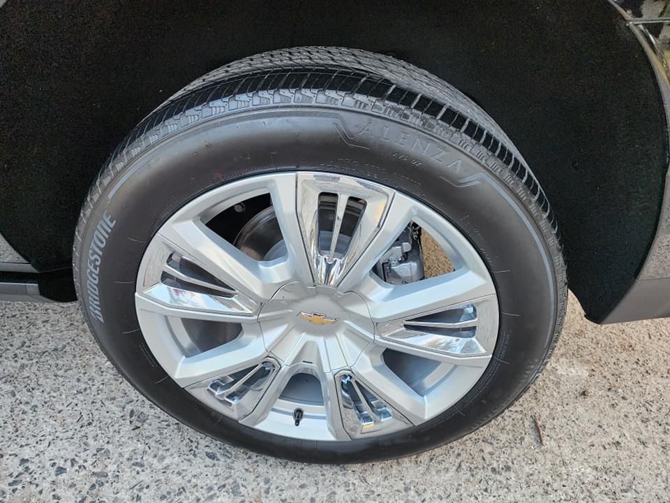 Chevrolet Suburban 2022 High Country 4x4 Automático Negro