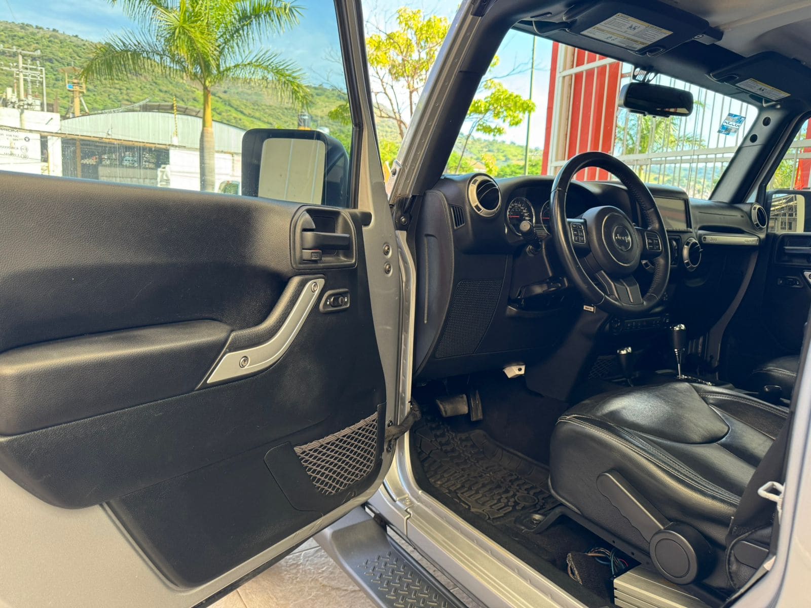 Jeep Wrangler 2017 Unlimited Sahara 4x4 Atx Automático Gris