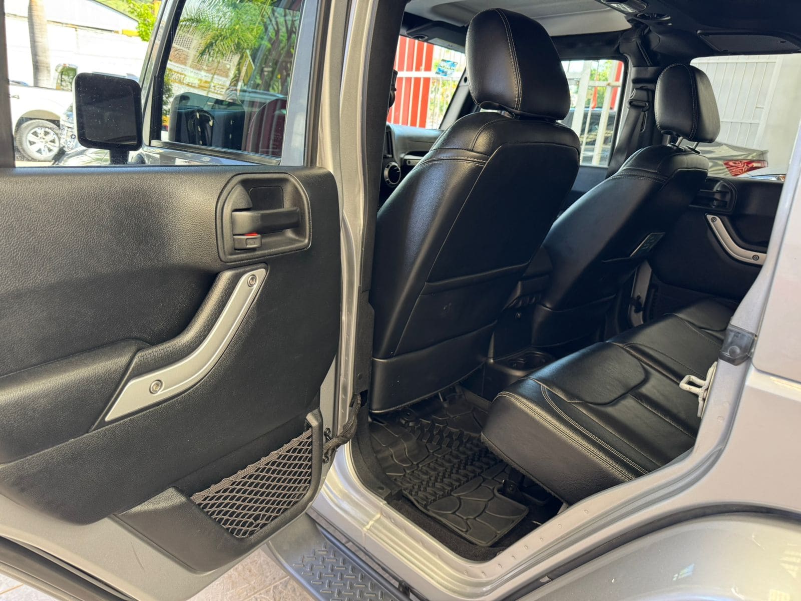 Jeep Wrangler 2017 Unlimited Sahara 4x4 Atx Automático Gris