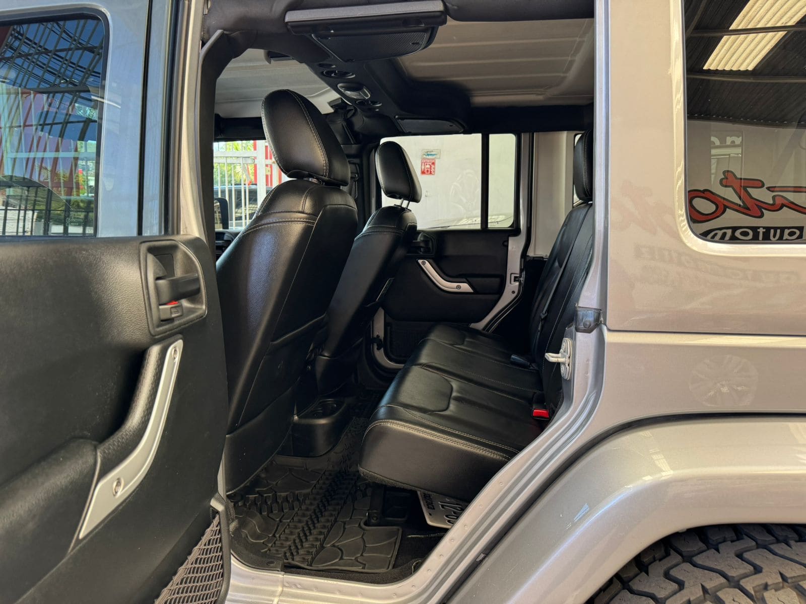 Jeep Wrangler 2017 Unlimited Sahara 4x4 Atx Automático Gris