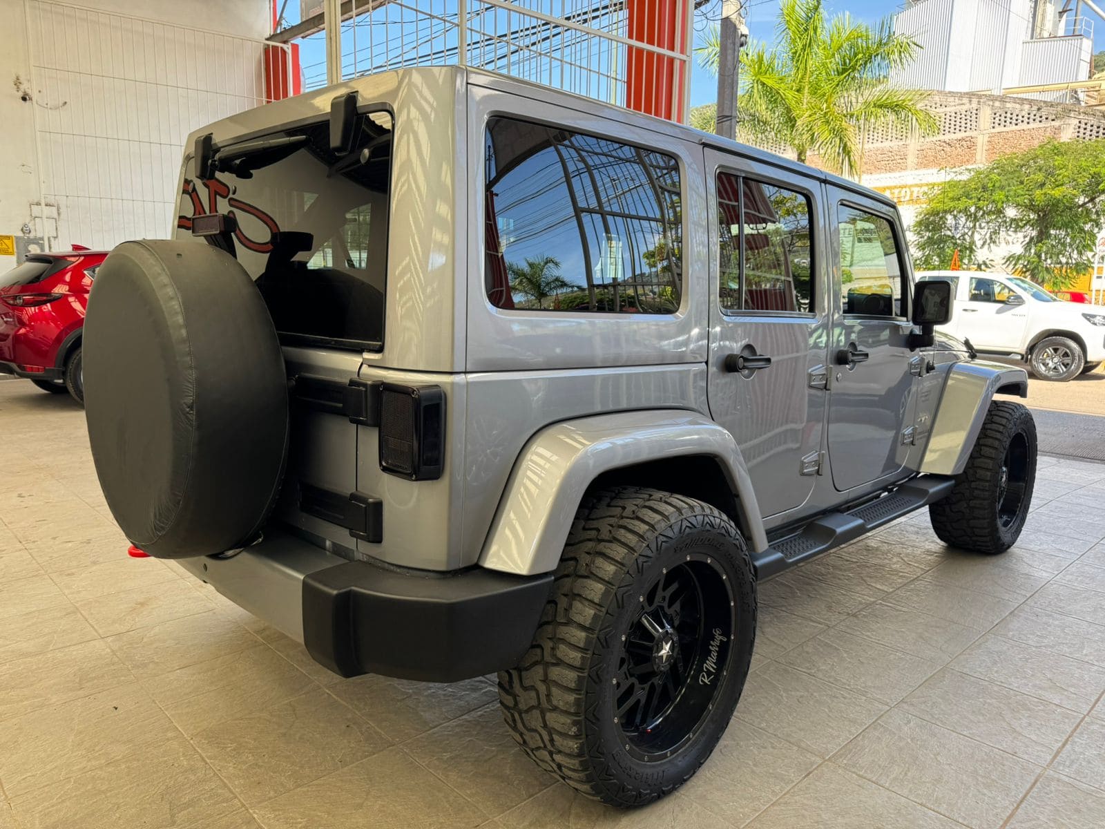 Jeep Wrangler 2017 Unlimited Sahara 4x4 Atx Automático Gris