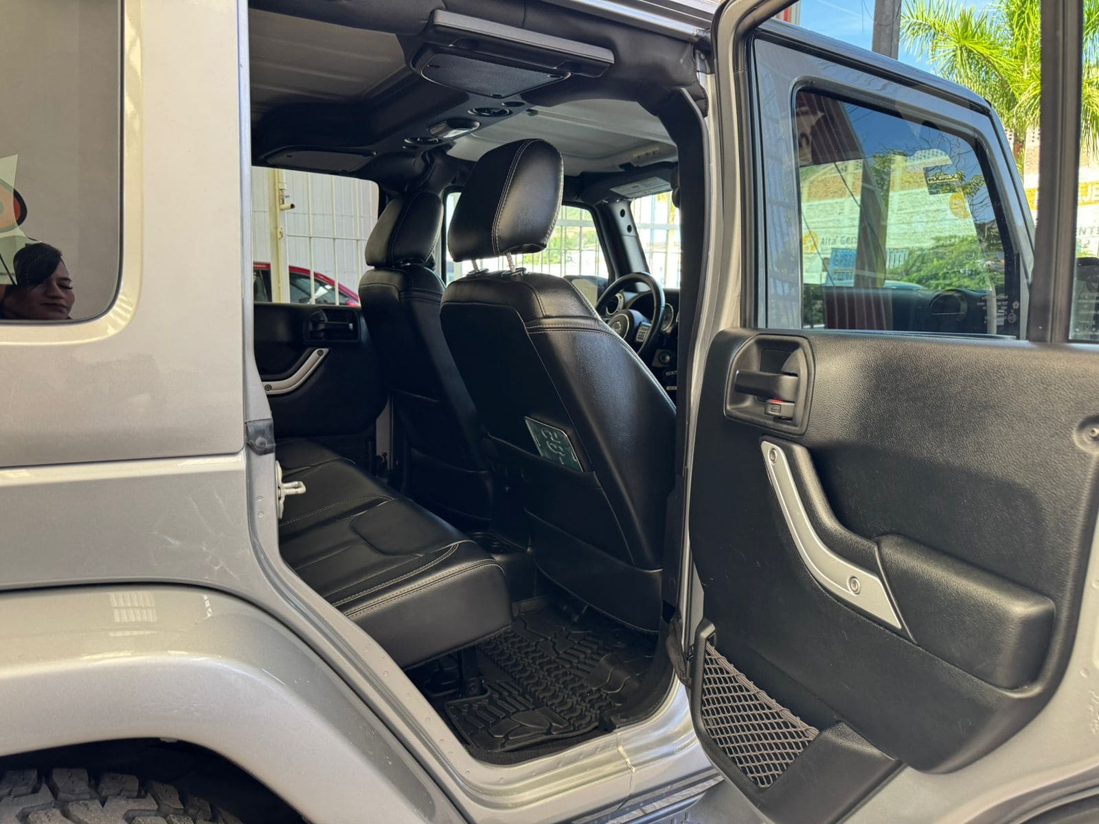 Jeep Wrangler 2017 Unlimited Sahara 4x4 Atx Automático Gris
