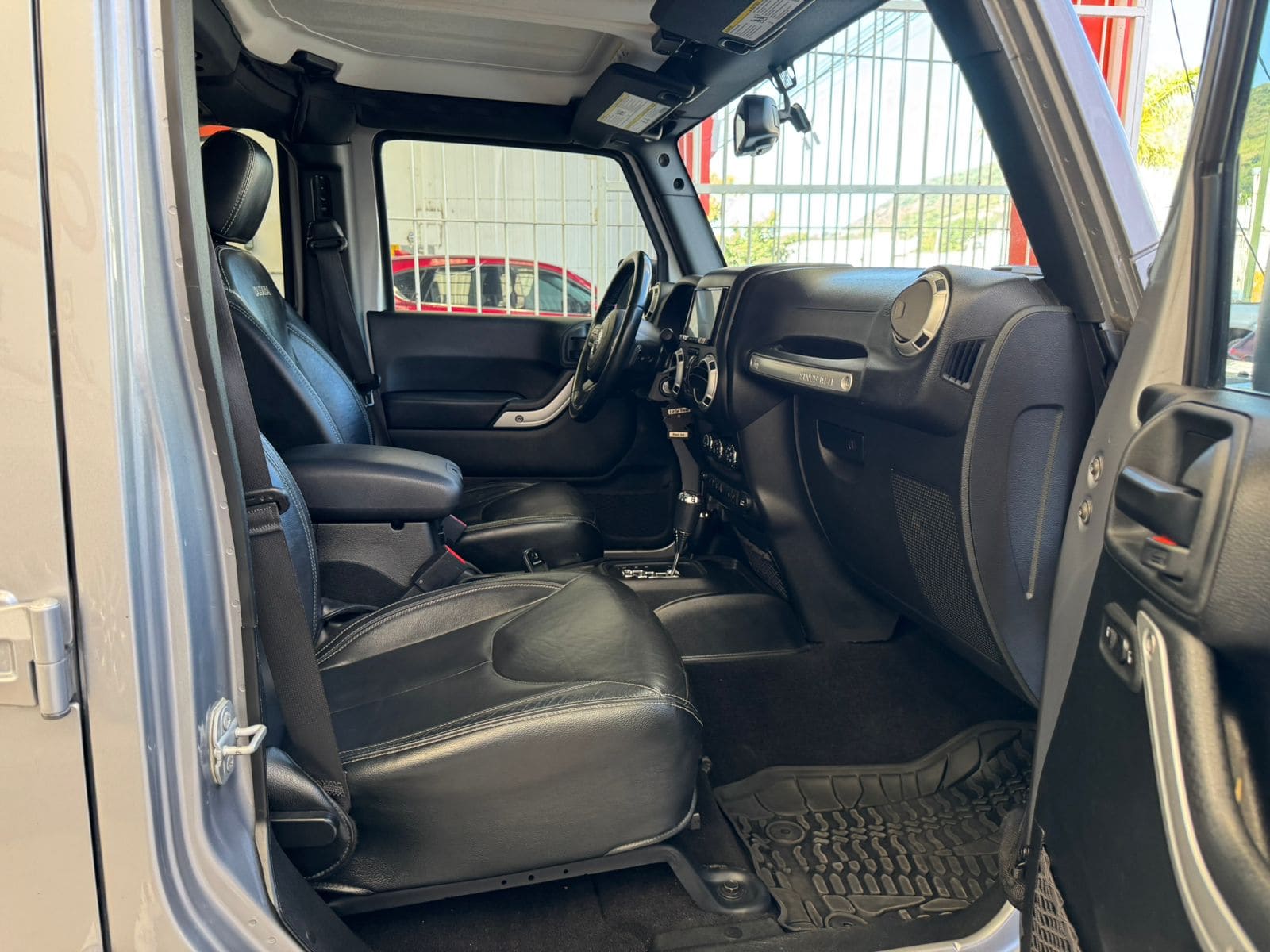 Jeep Wrangler 2017 Unlimited Sahara 4x4 Atx Automático Gris