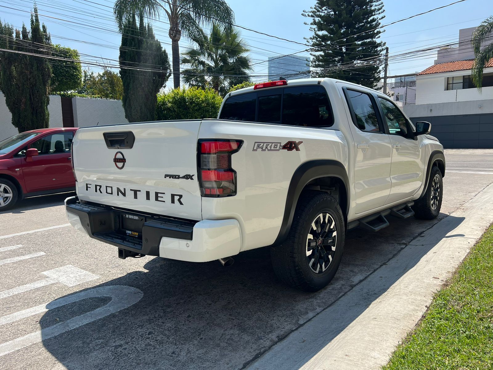 Nissan Frontier 2022 PRO-4X 4X4 AUT Automático Blanco