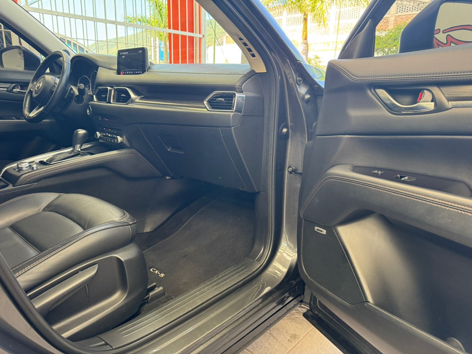 Mazda CX-5 2021 Signature Automático Gris
