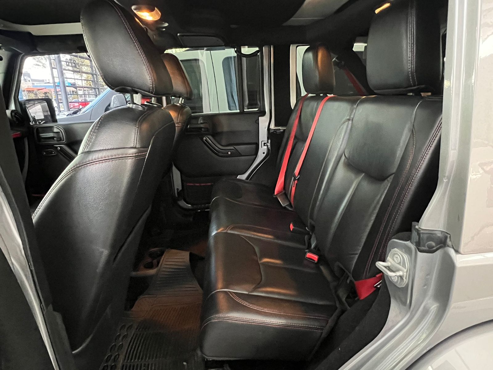 Jeep Wrangler 2017 RUBICON UNLIMITED RECON AUT Automático Gris