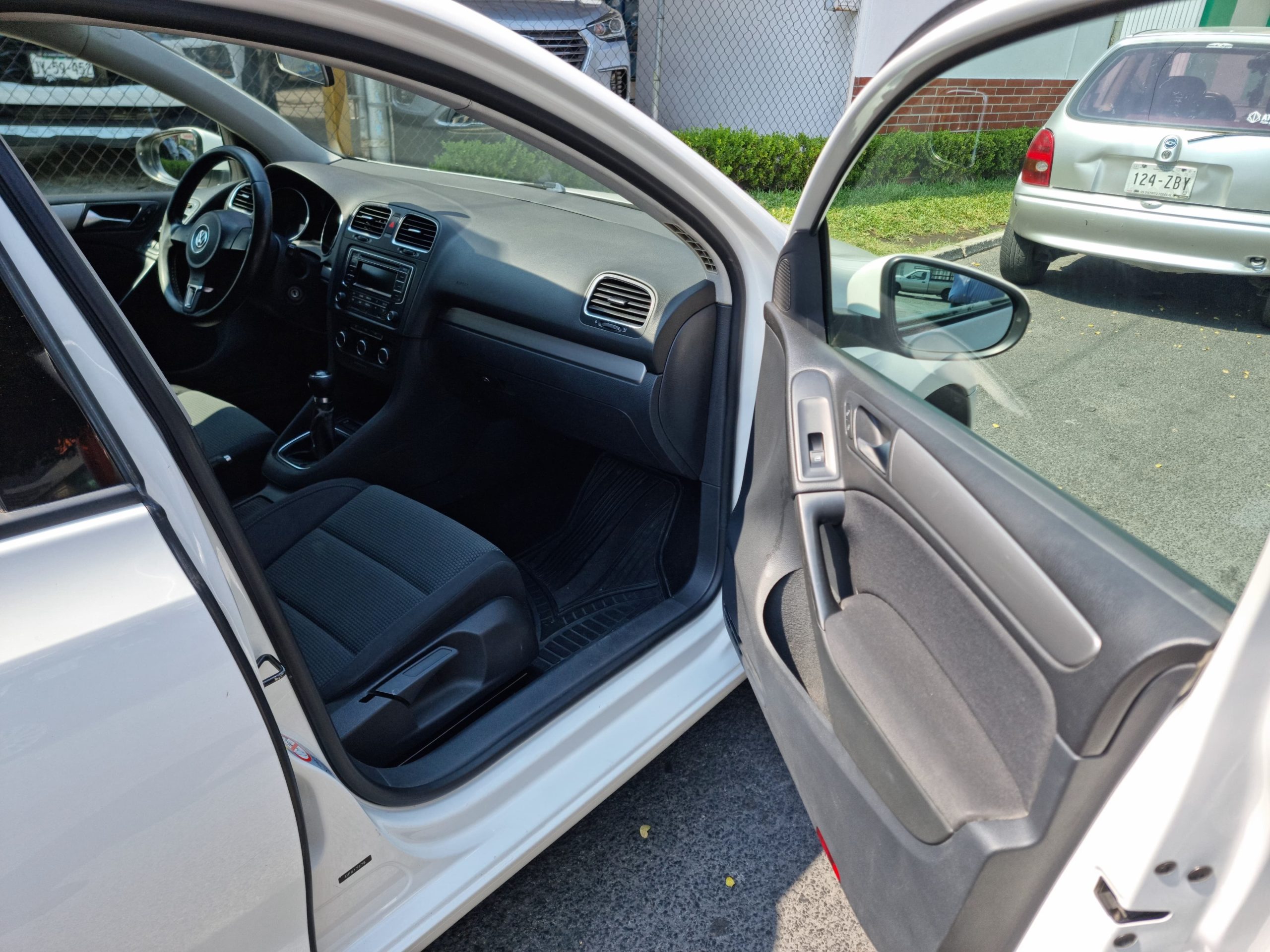 Volkswagen Golf 2013 TURBO Manual Blanco