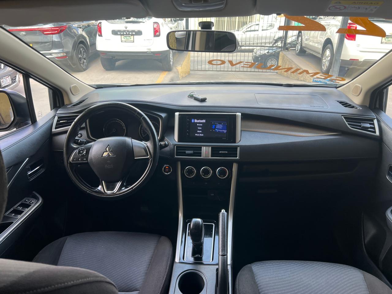 Mitsubishi XPander 2022 EXPANDER CROSS 3ER FILA Automático Blanc