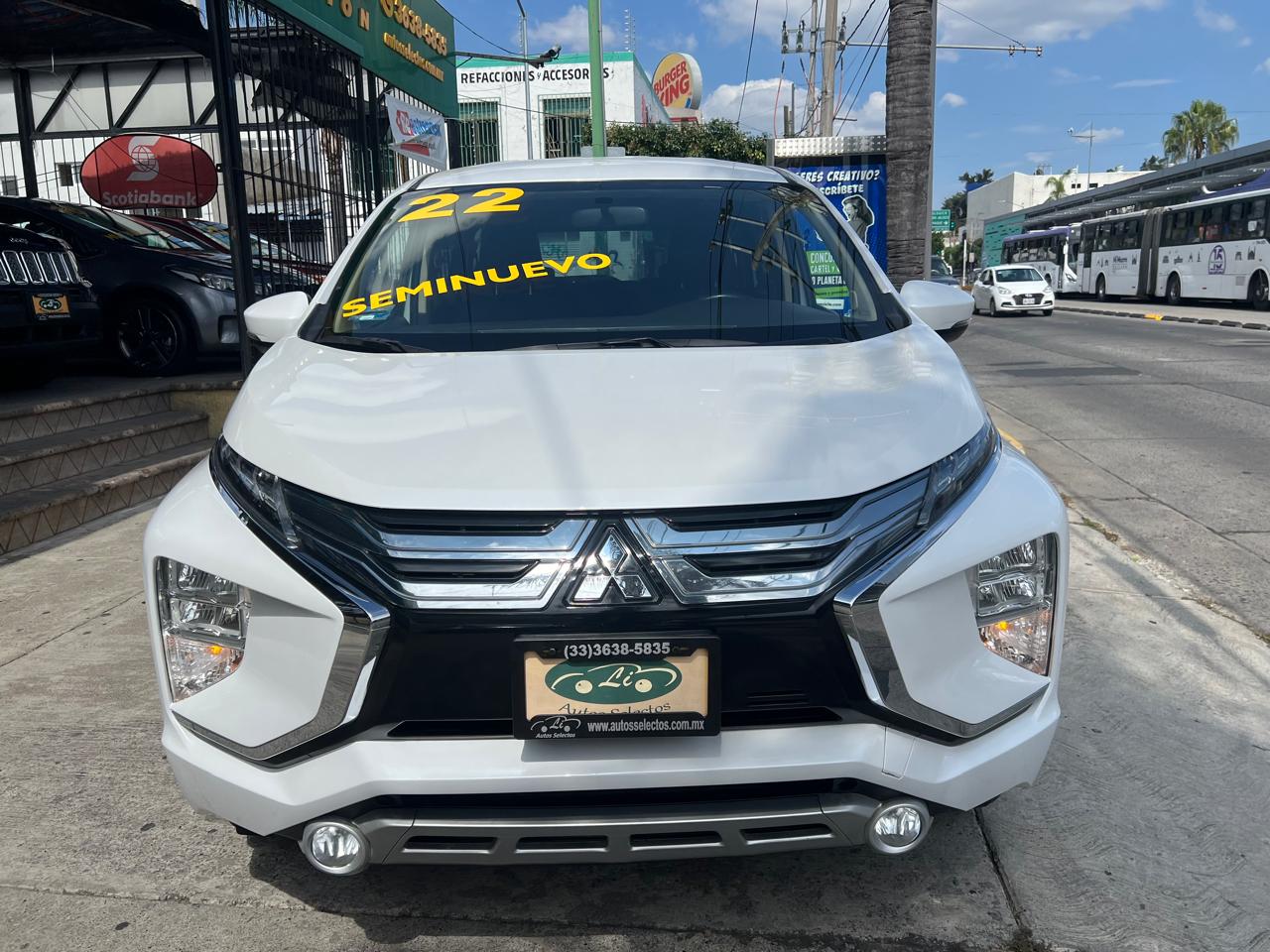 Mitsubishi XPander 2022 EXPANDER CROSS 3ER FILA Automático Blanc